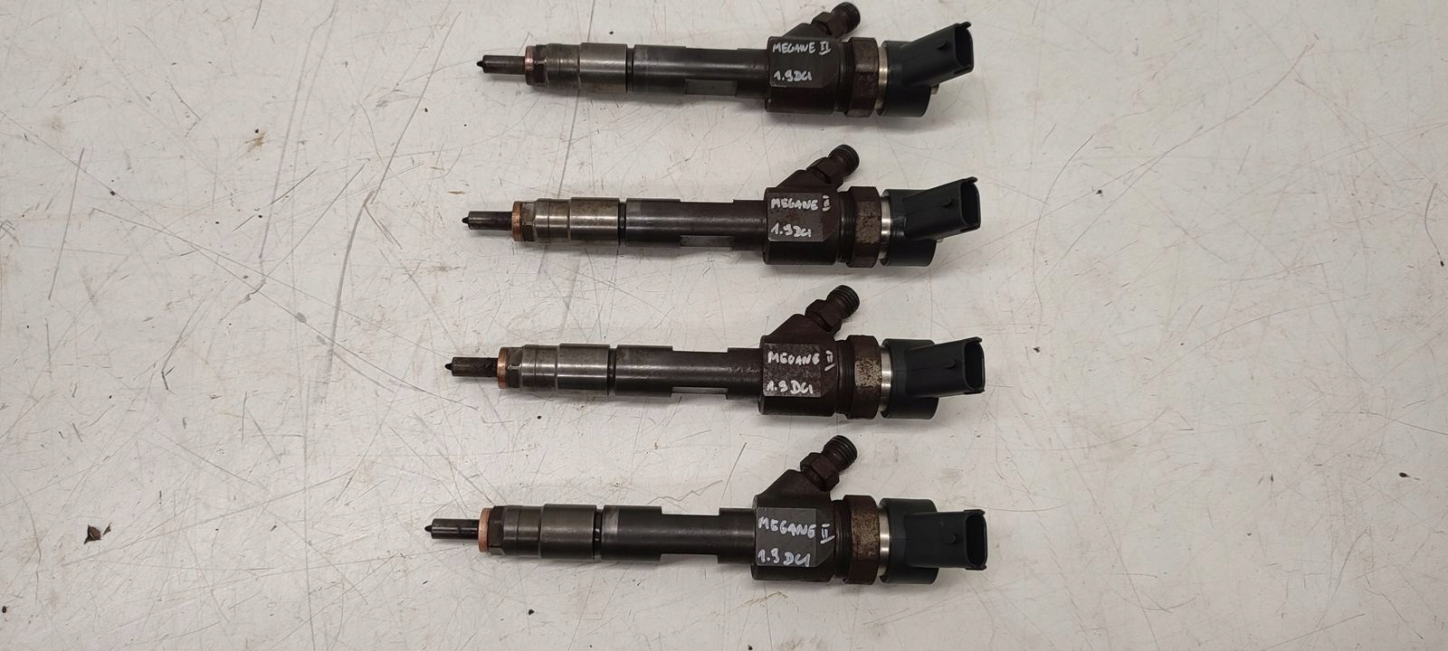 injector Renault Megane II 1,9 DCI