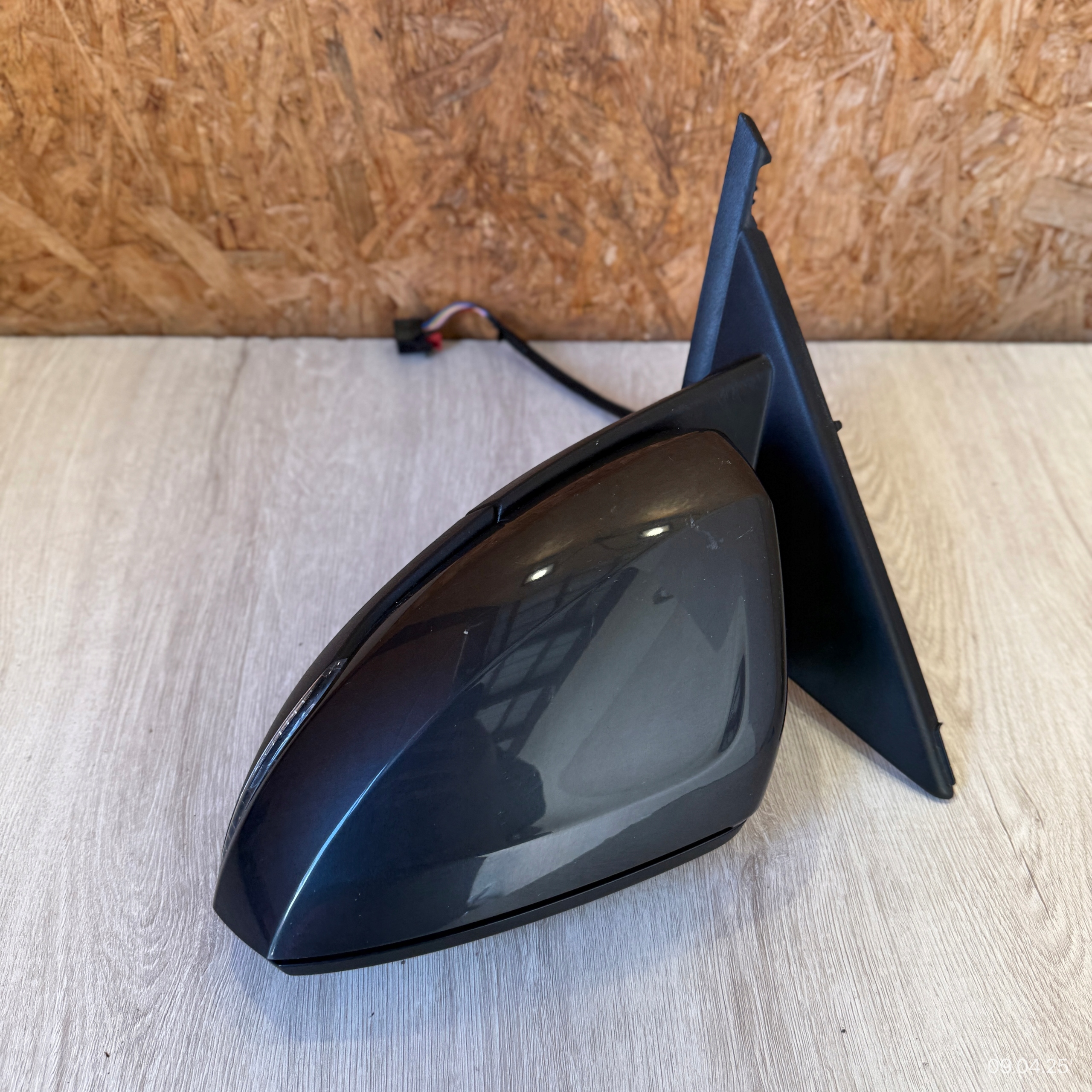 mirror left AUDI A1 82A 8 PIN 2022 ROK