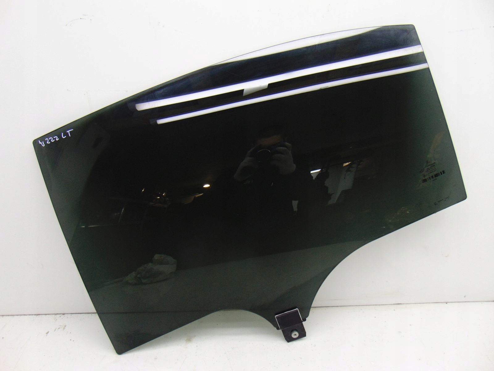 Скло дверей ліве заднє Заднє MERCEDES W222 LONG