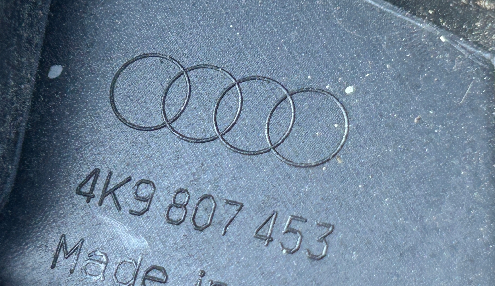 Supporto sinistra Paraurti posteriore AUDI A6 C8 KOMBI 4K9807453
