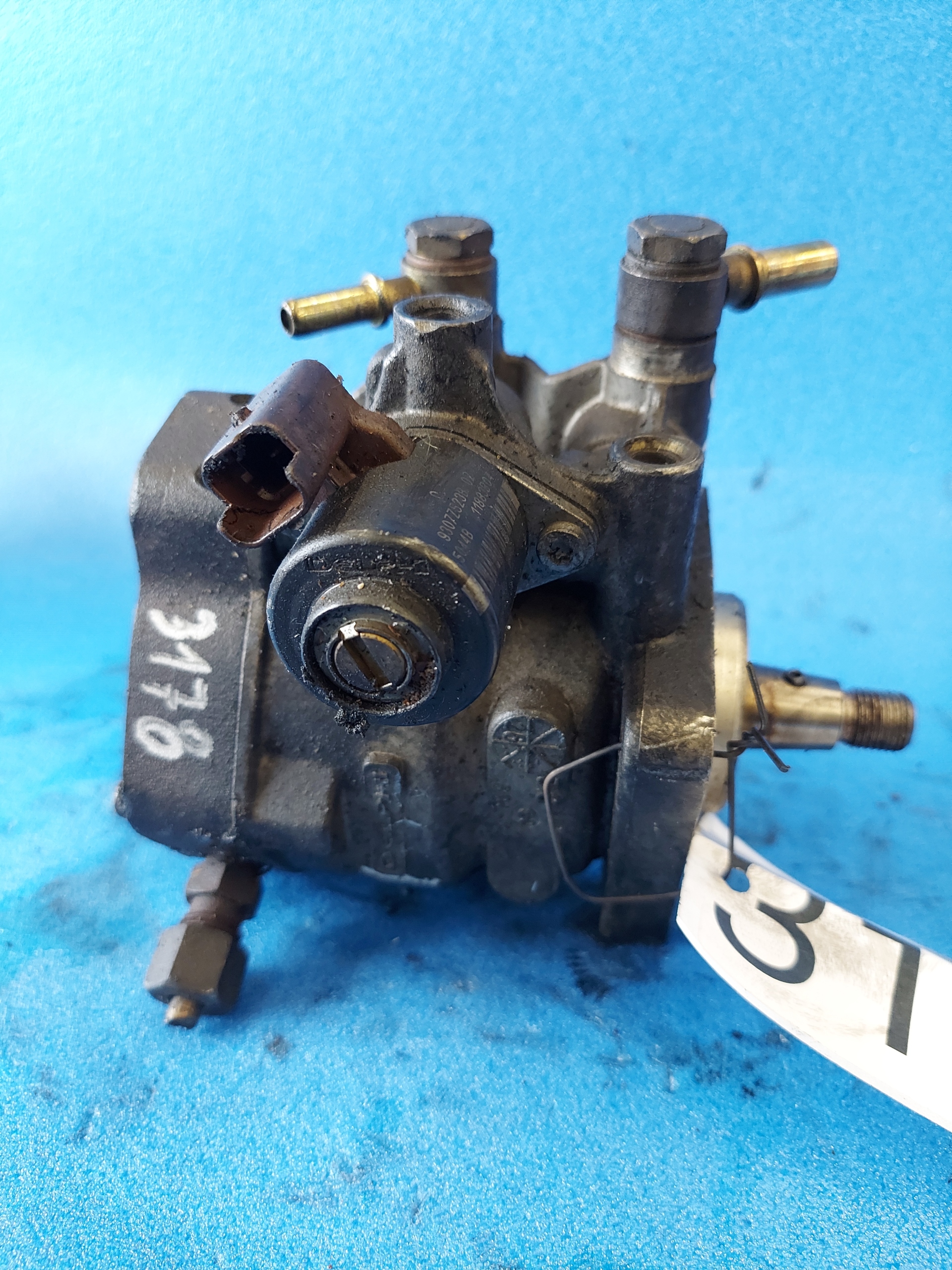 injection pump AC3 1.4 HDI R9042Z021A