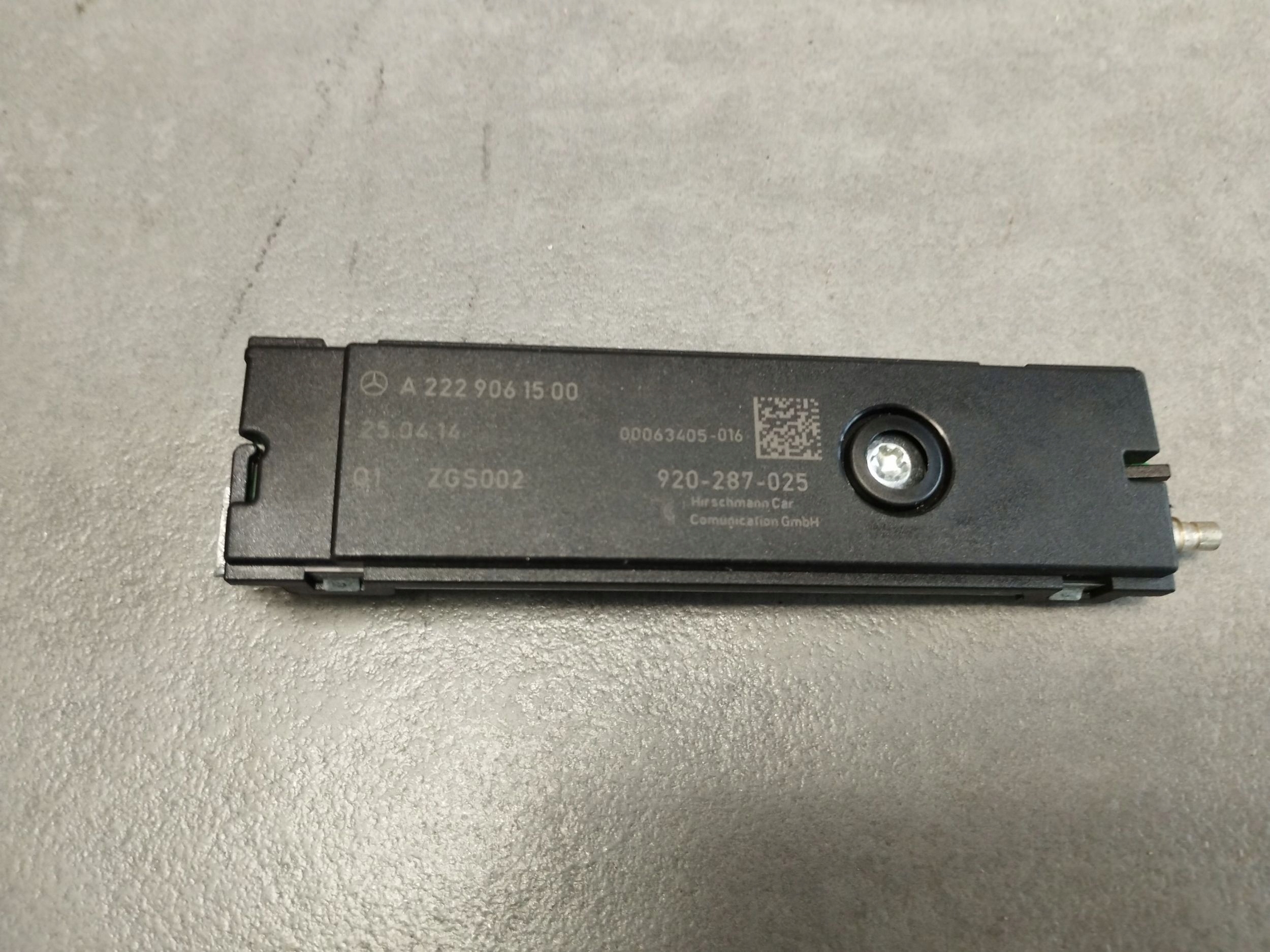 Mercedes-Benz S W222 2014 amplifier ANTENY A2229061500
