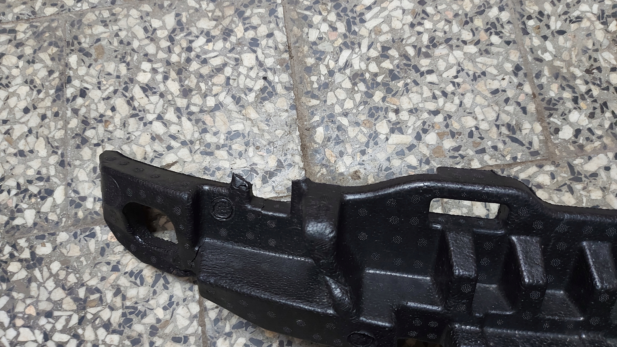 ABSORBER polystirene of a bumper front front SEAT LEON IV