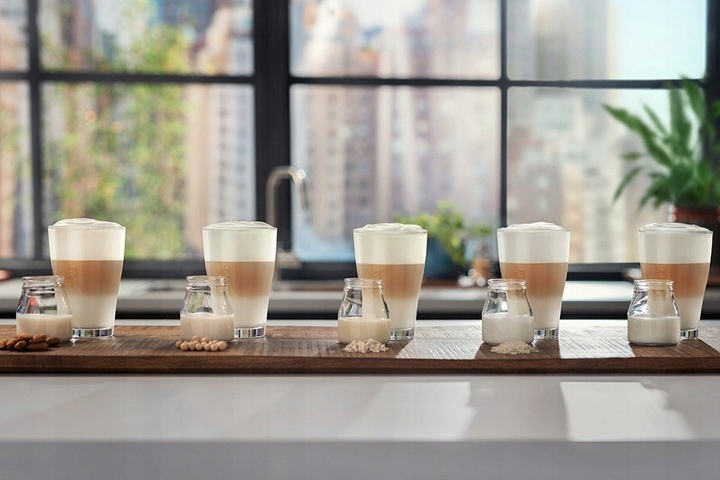 EKSPRES DO KAWY CIŚNIENIOWY AUTOMATYCZNY PHILIPS LATTEGO CAPPUCCINO x12 KAW Pojemność zbiornika na wodę 1.8