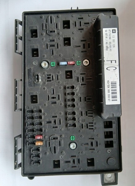 Getriebe der Sicherungen OPEL ASTRA H 1.8 13191126FC