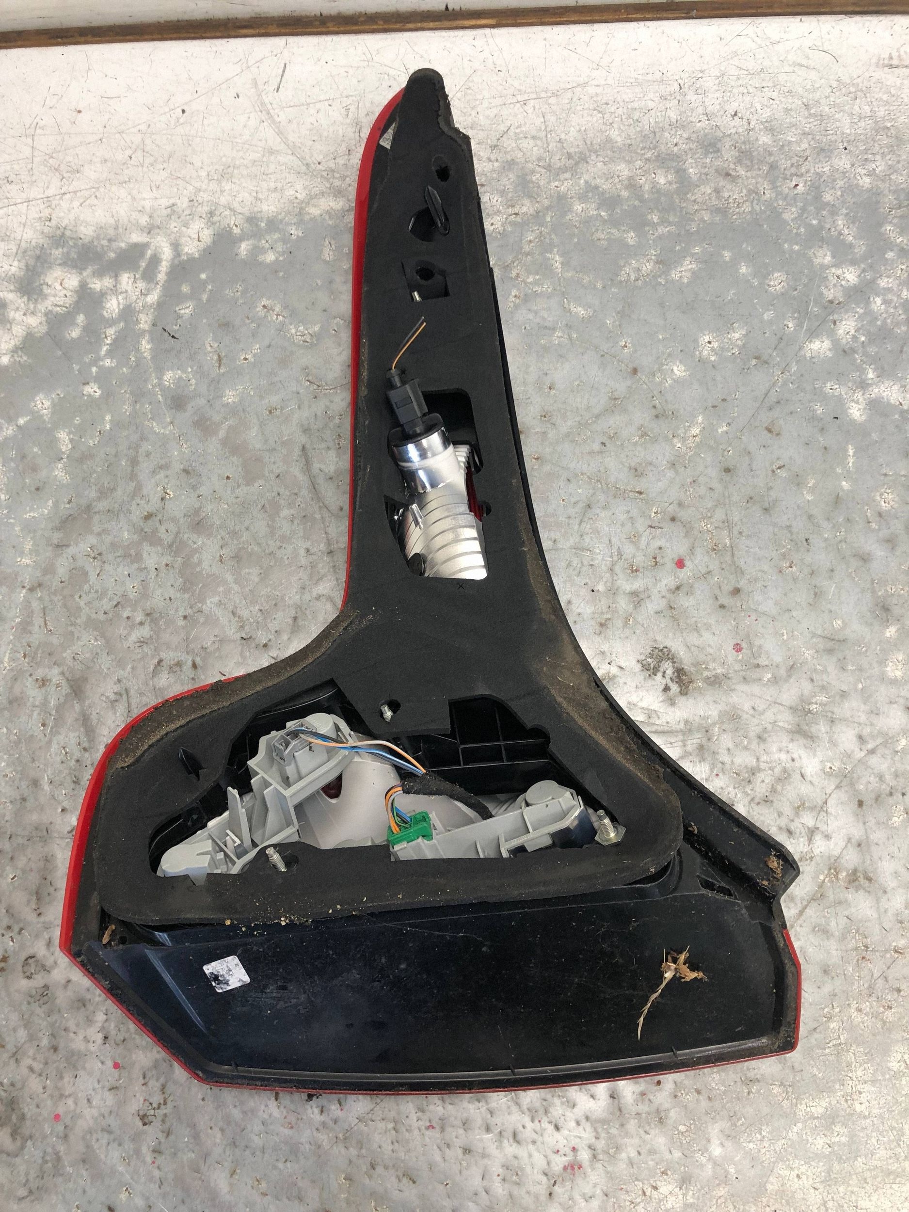 light right rear part VOLVO C30 LIFT 31213914