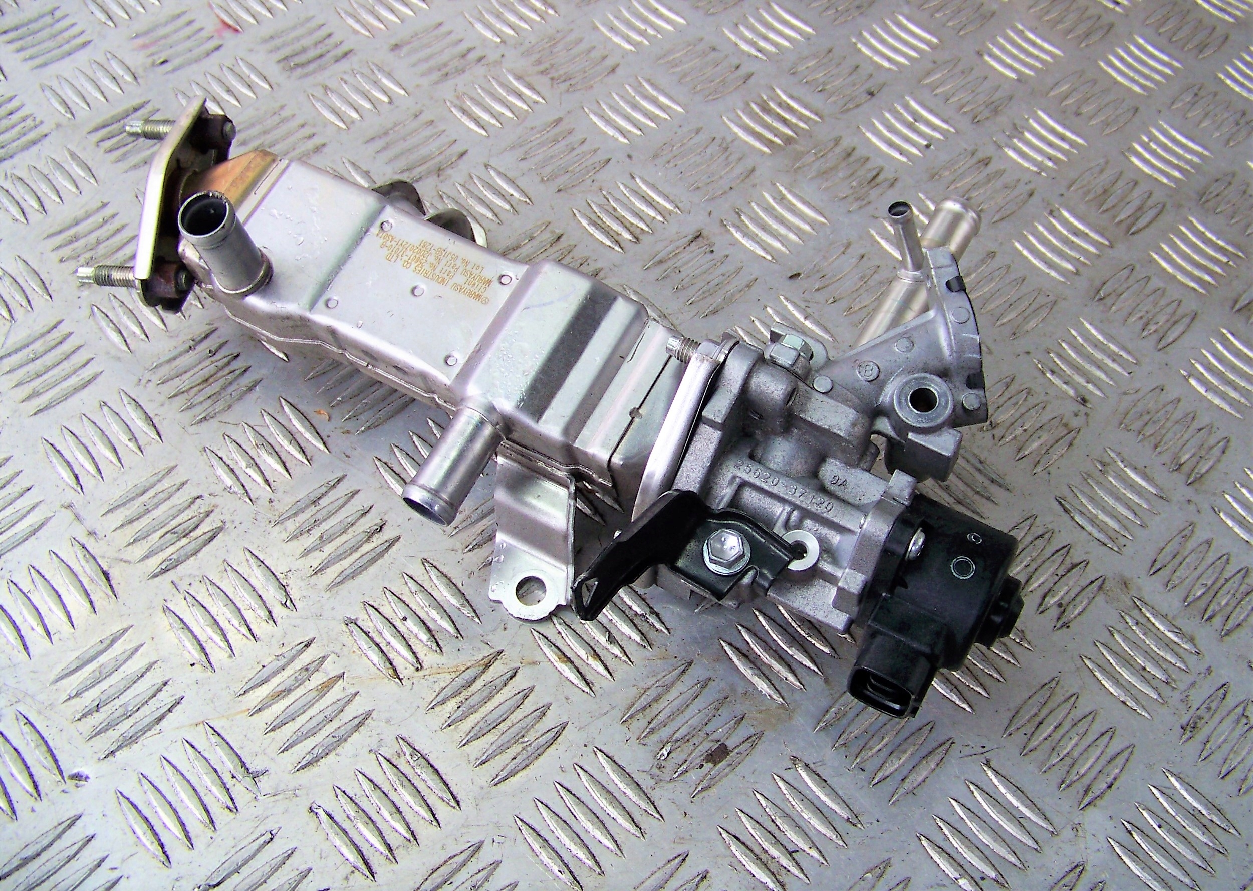 25620-37140 25601-37020 - TOYOTA AURIS II 12 19 1.8 КЛАПАН EGR ГИБРИД