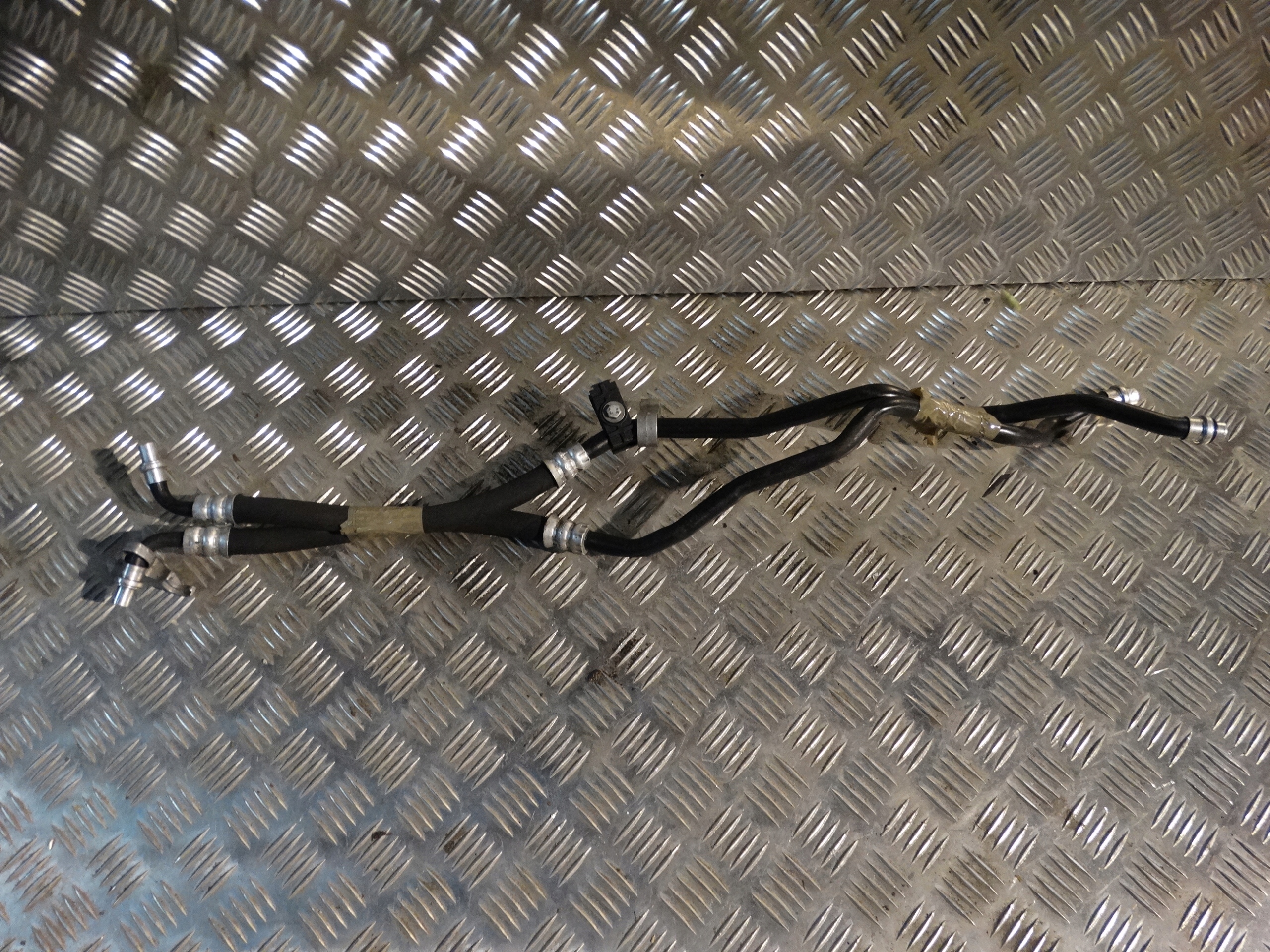 Tubi olio cambio ingranaggi BMW E60 E61 1