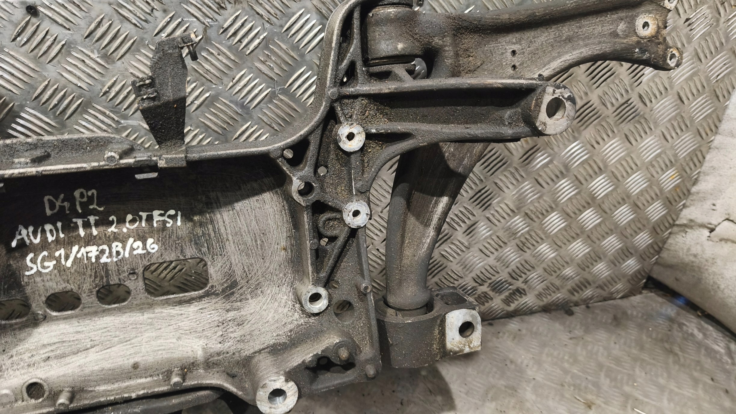 naprava přední náprava AUDI TT 2.0 TFSI 3C0199369H