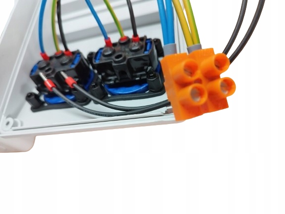 Rozdzielnica elektryczna 6mod. 2x230v Rodzaj rozdzielnica