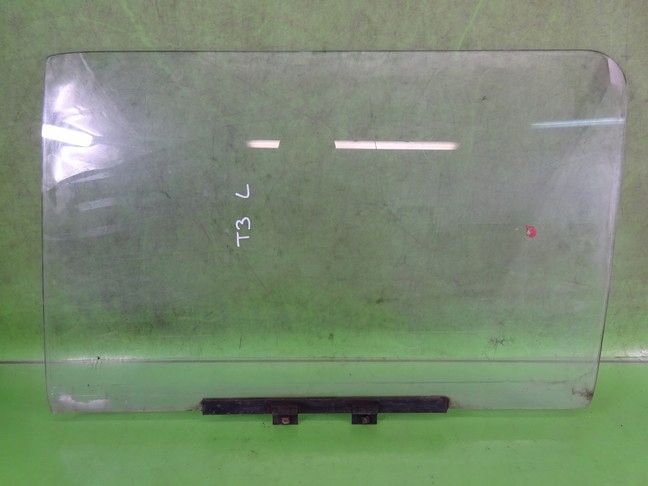 Szyba lewa przednia Installation side Left front