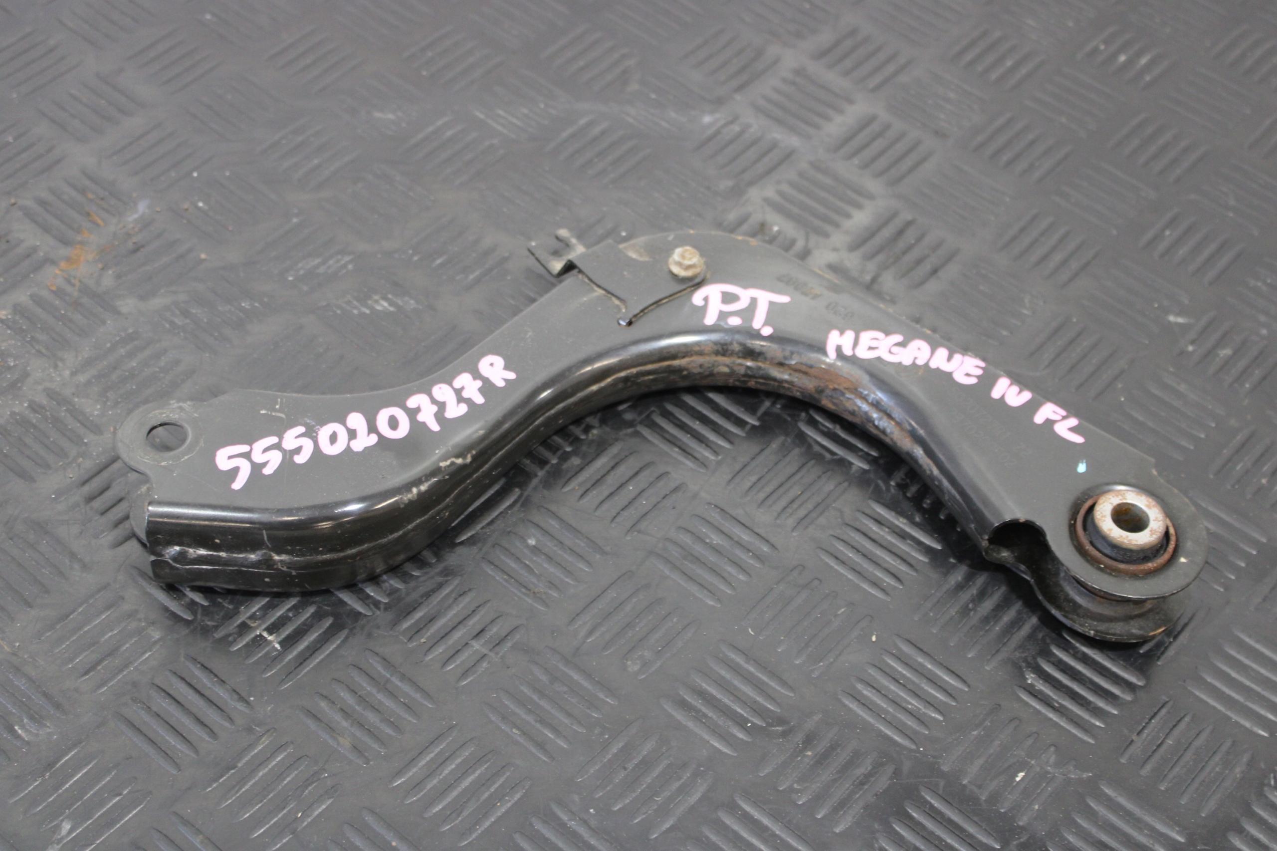 Querlenker rechts heck 555020727R RENAULT MEGANE IV 4 LIFT