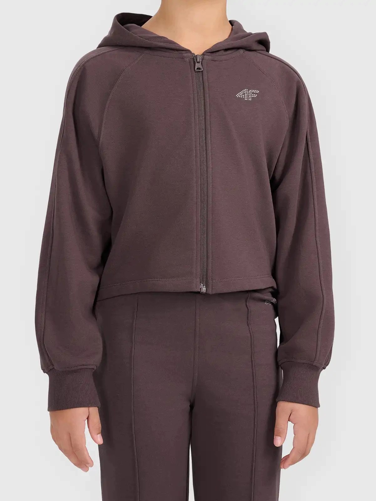 4F Bluza Dziewczęca Rozpinana Z Kapturem 4FJWAW26TSWSF2704-80S Brąz 122 cm.