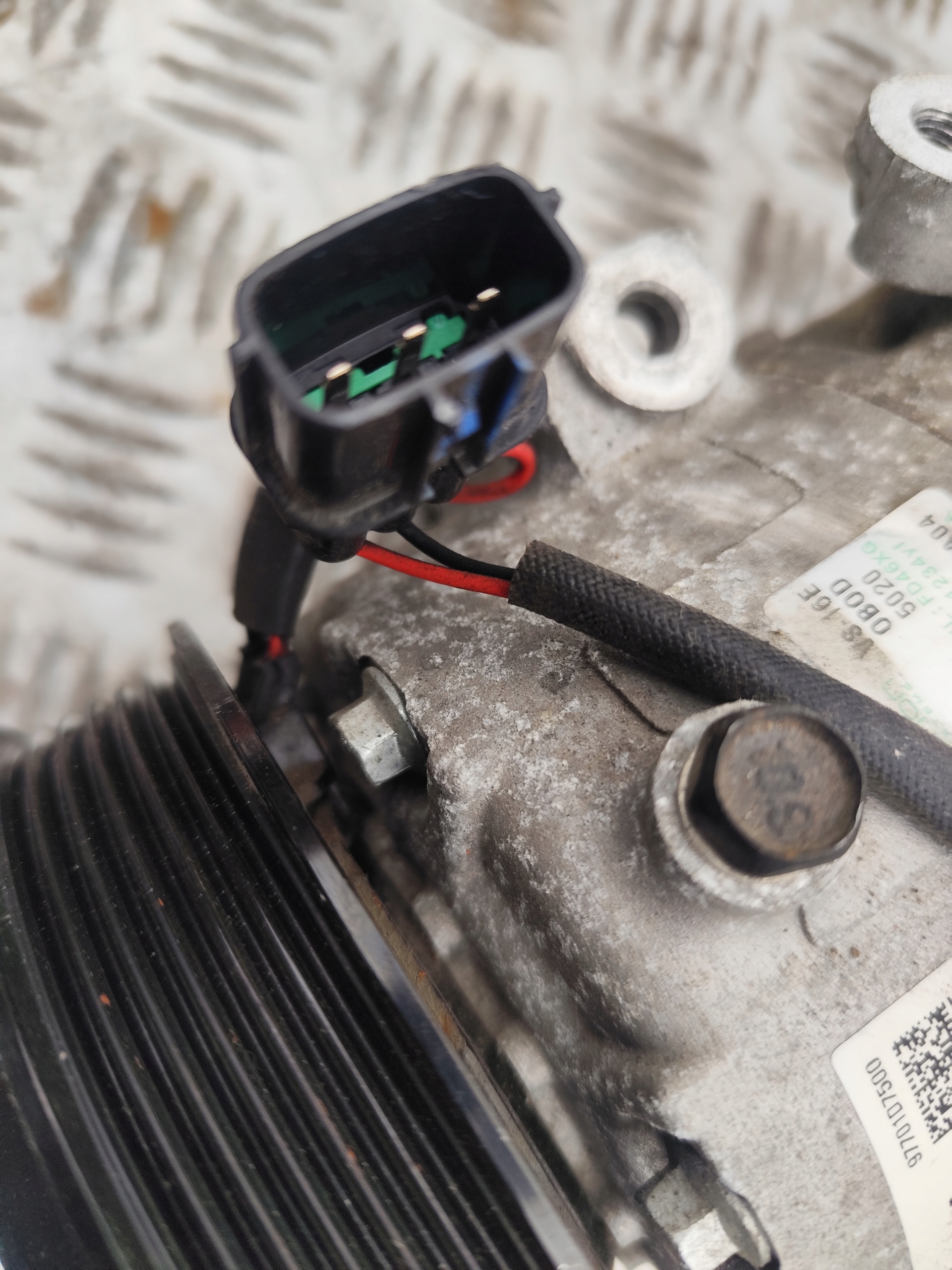 HYUNDAI TUCSON IV 1.6 CRDI compressor; compressor of the air conditioning
