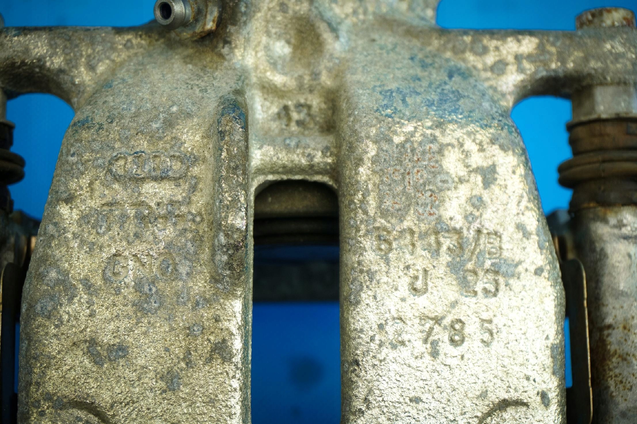 caliper brake rear part PR Audi A4 8K A5 8K0615406AE