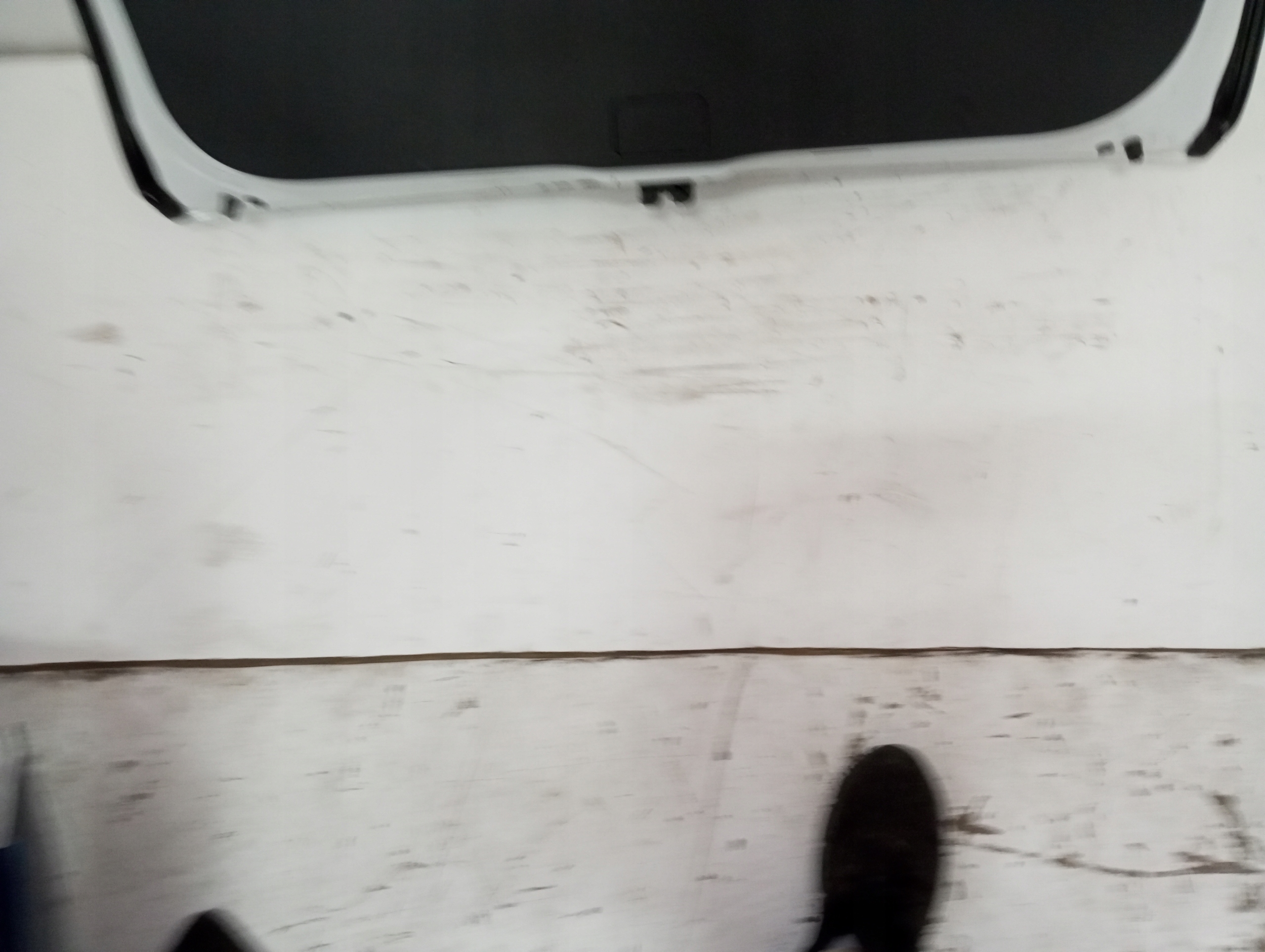 boot doors TOYOTA COROLLA CROSS below KAMERE