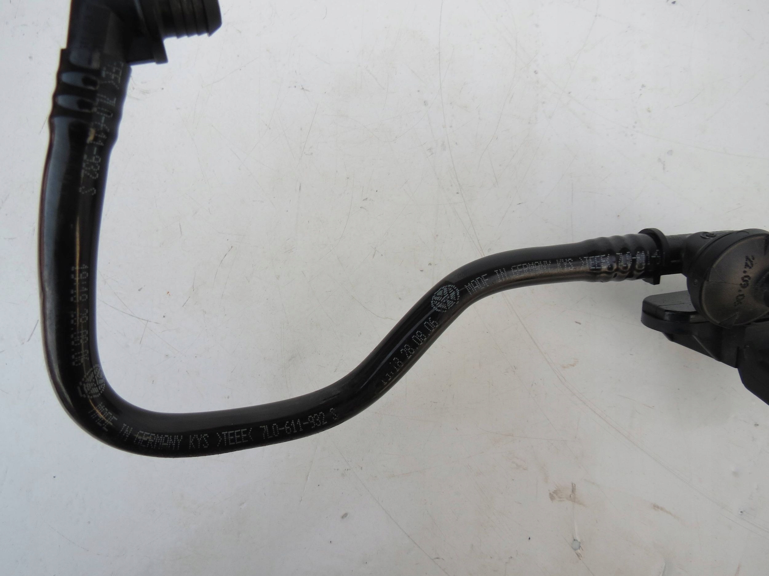 prijenos vakum serva PORSCHE CAYENNE 4.5 V8 7L0611932