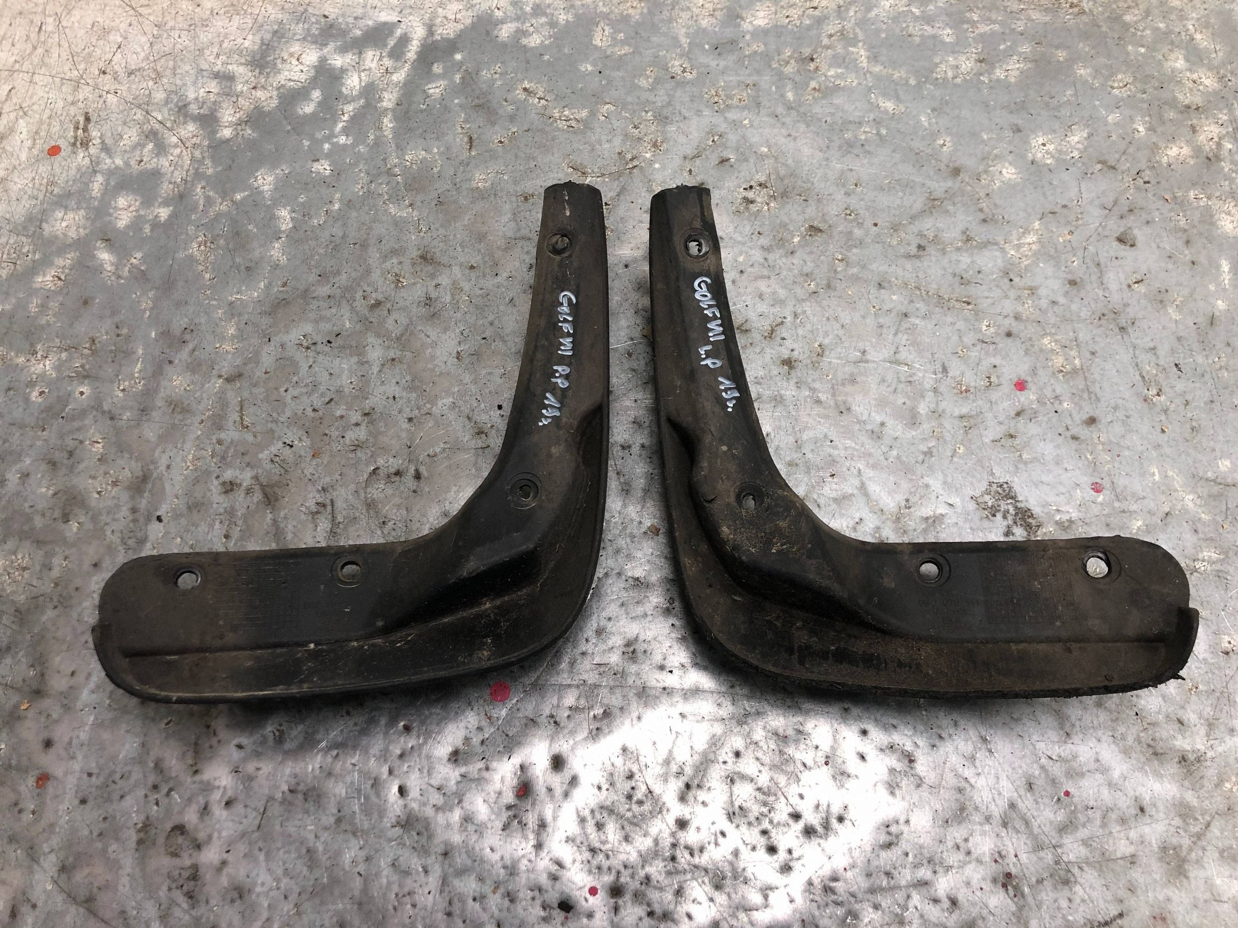 mudguard flap left right front VW GOLF VII LIFT HB 5G0075111