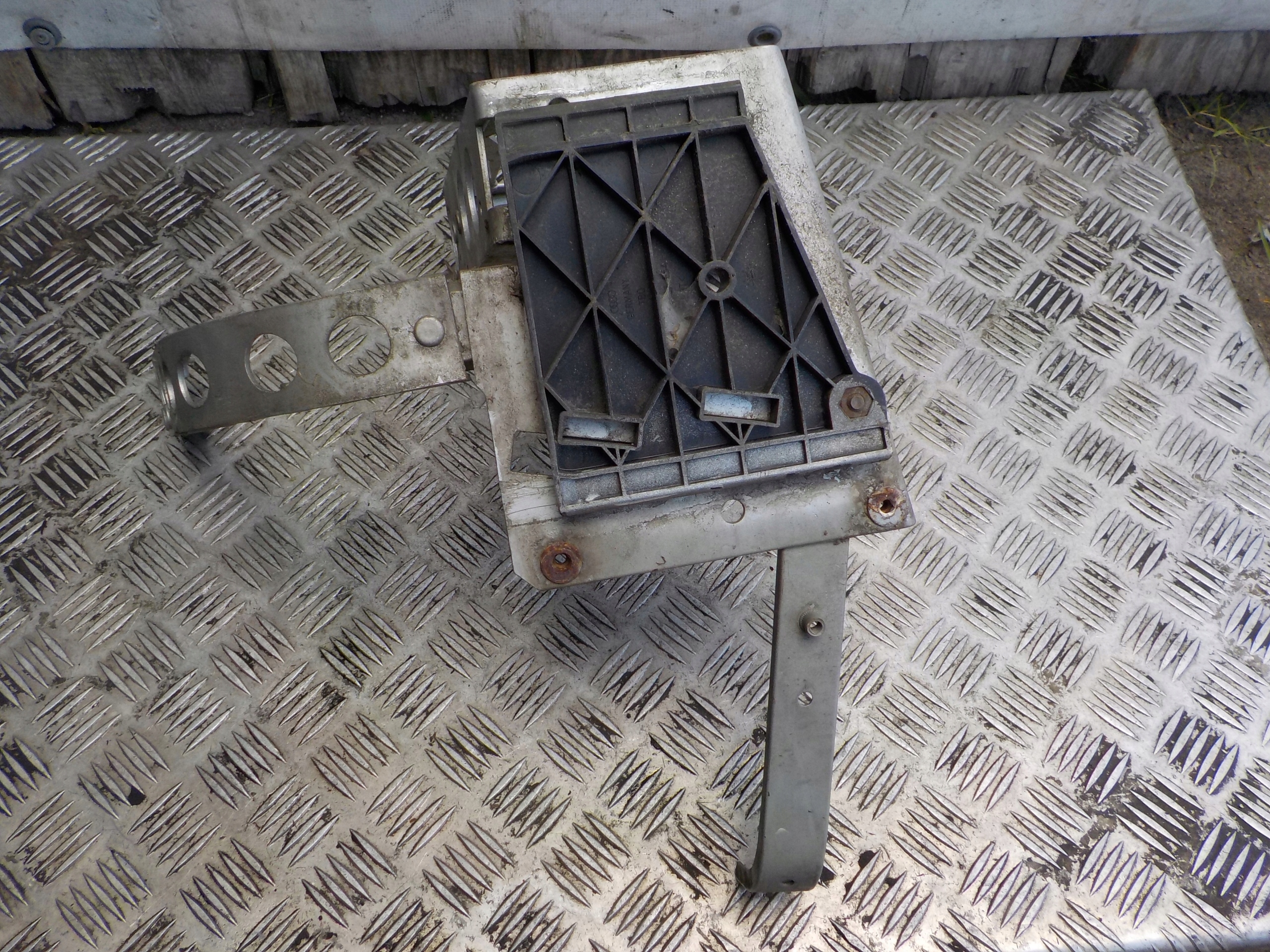 AUDI A8 D2 console OKULAR 4D0821138AP