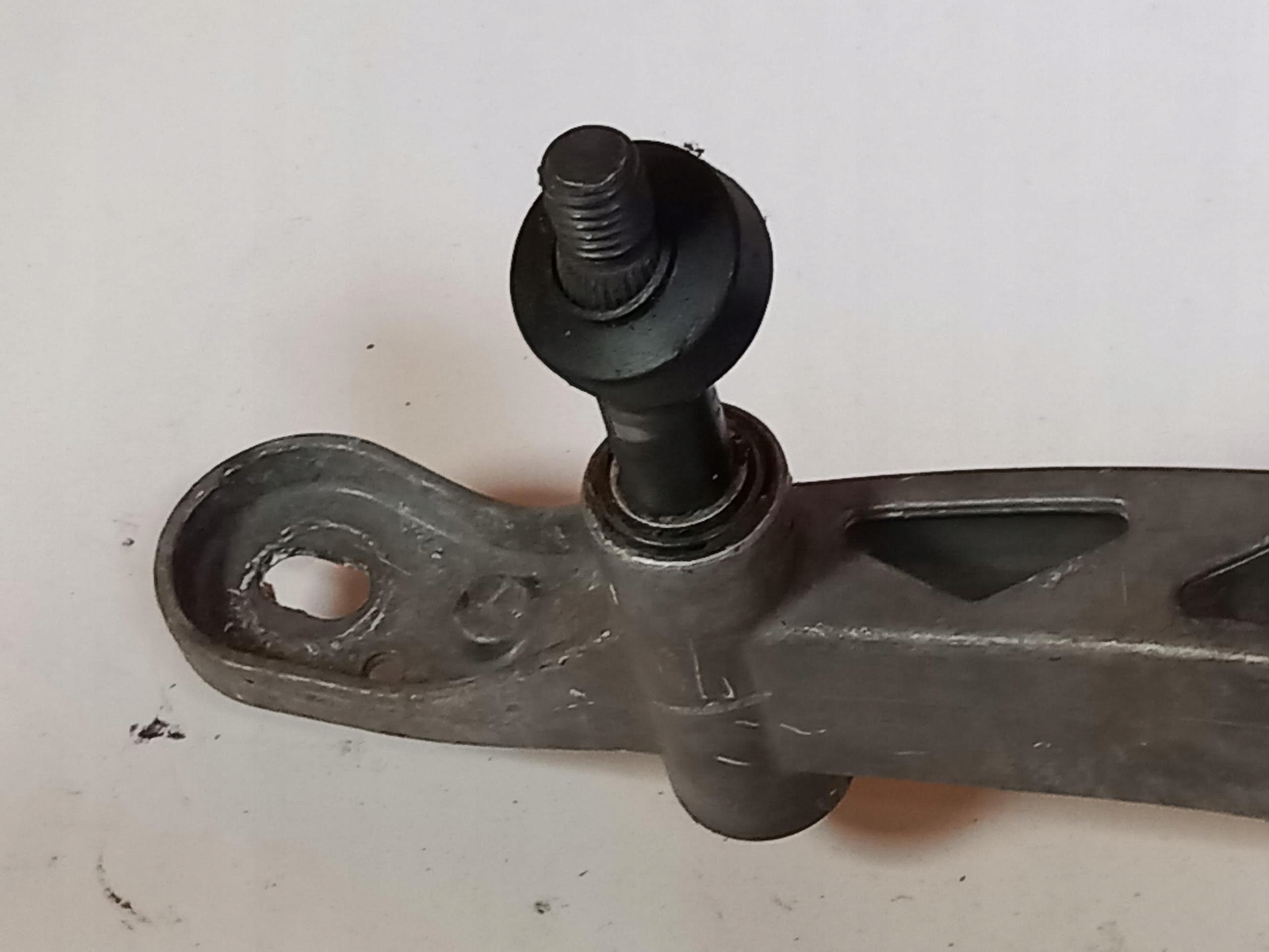 wiper mechanism front MERCEDES E-KLASA 212 A2128201240