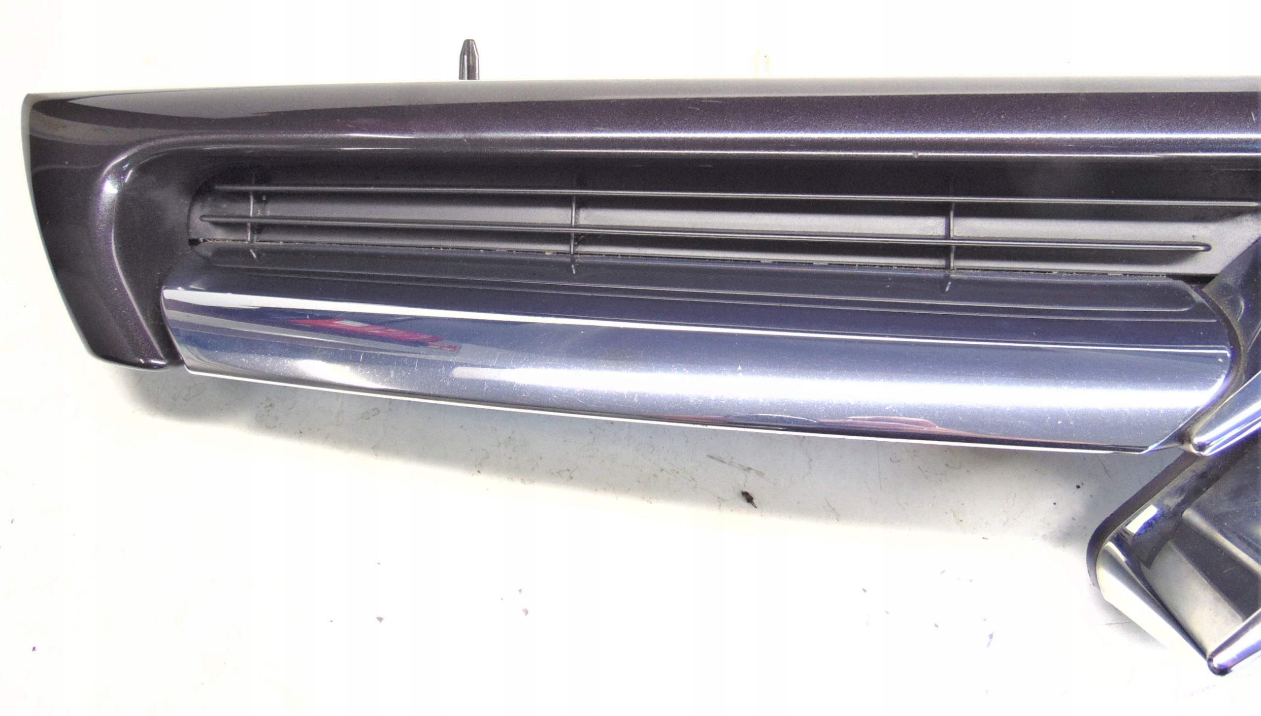 решетка радиатора CITROEN C8 Цвет европа