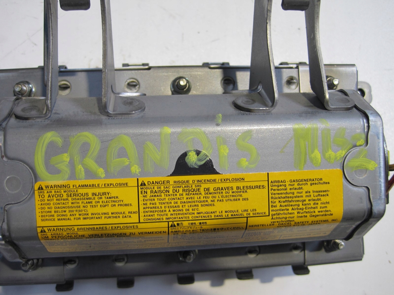 airbag passenger airbag MITSUBISHI GRANDIS
