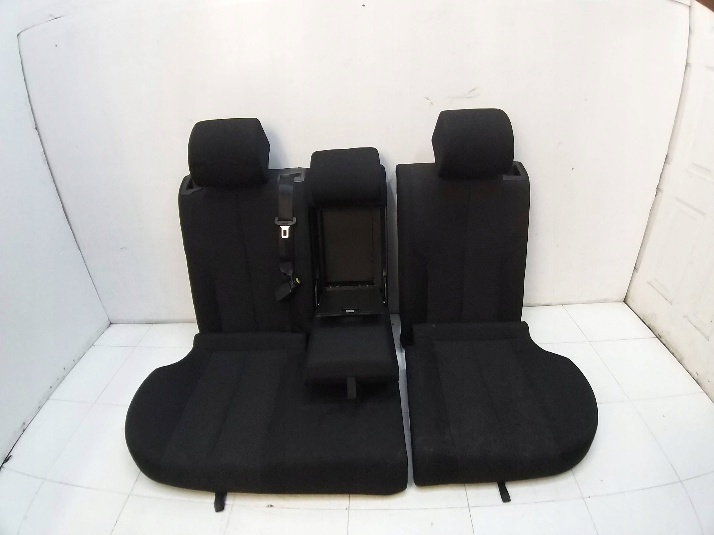 VW PASSAT B6 3C KOMBI Sitz heck hinten 05R