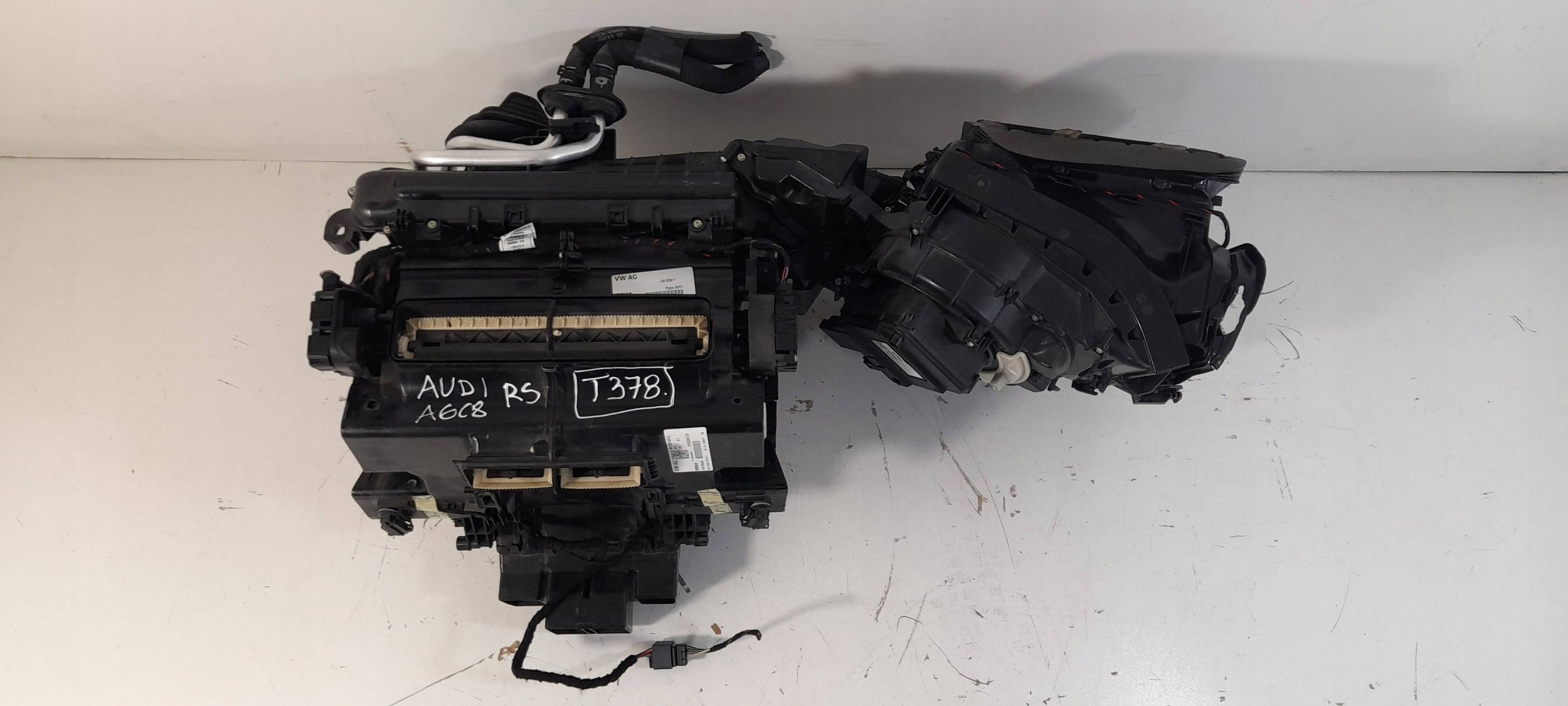 Audi A6 S6 C8 4K heater complete 4K0819513A (T378)