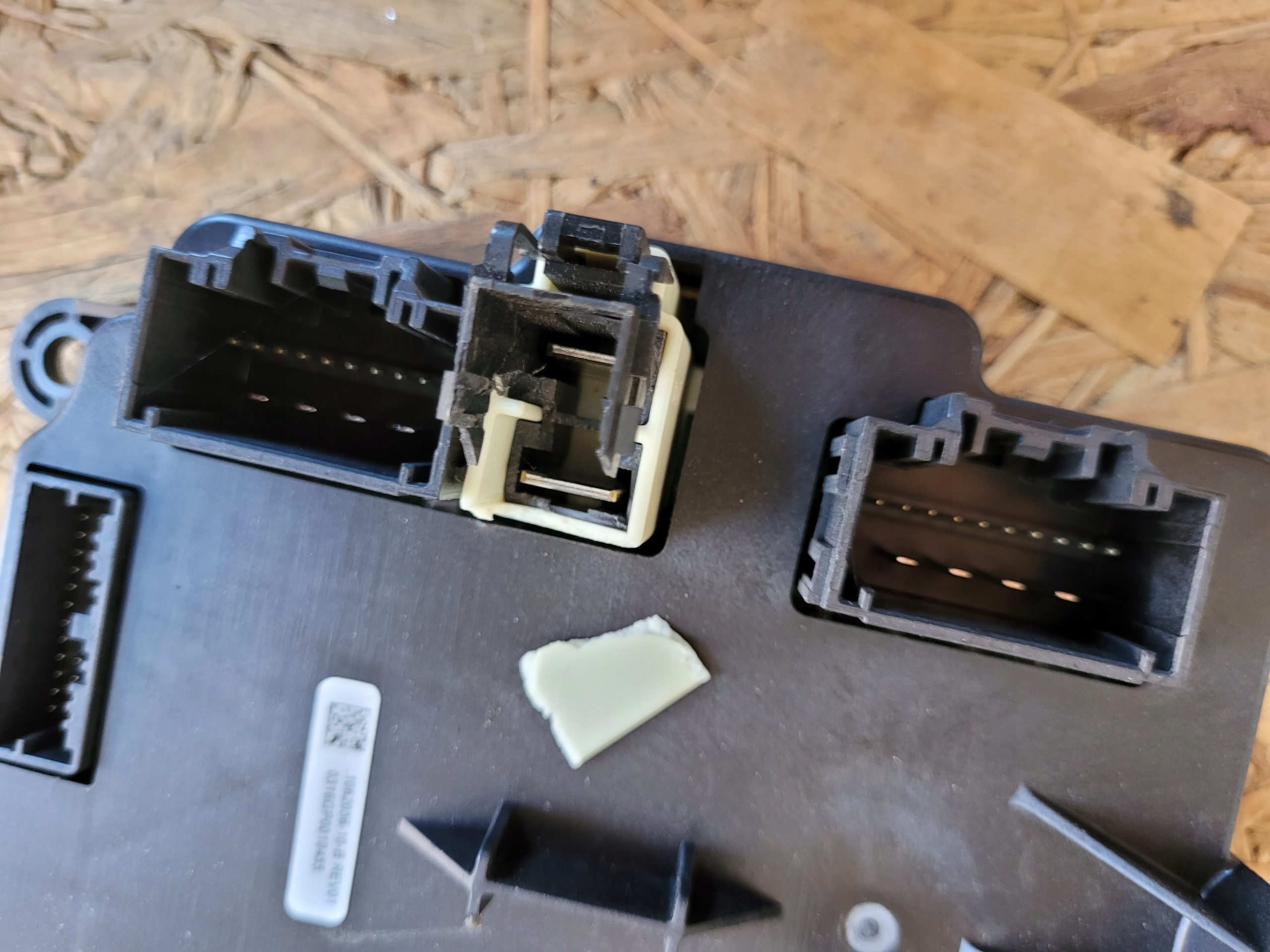 module chassis door TESLA MODEL X 1062056-10
