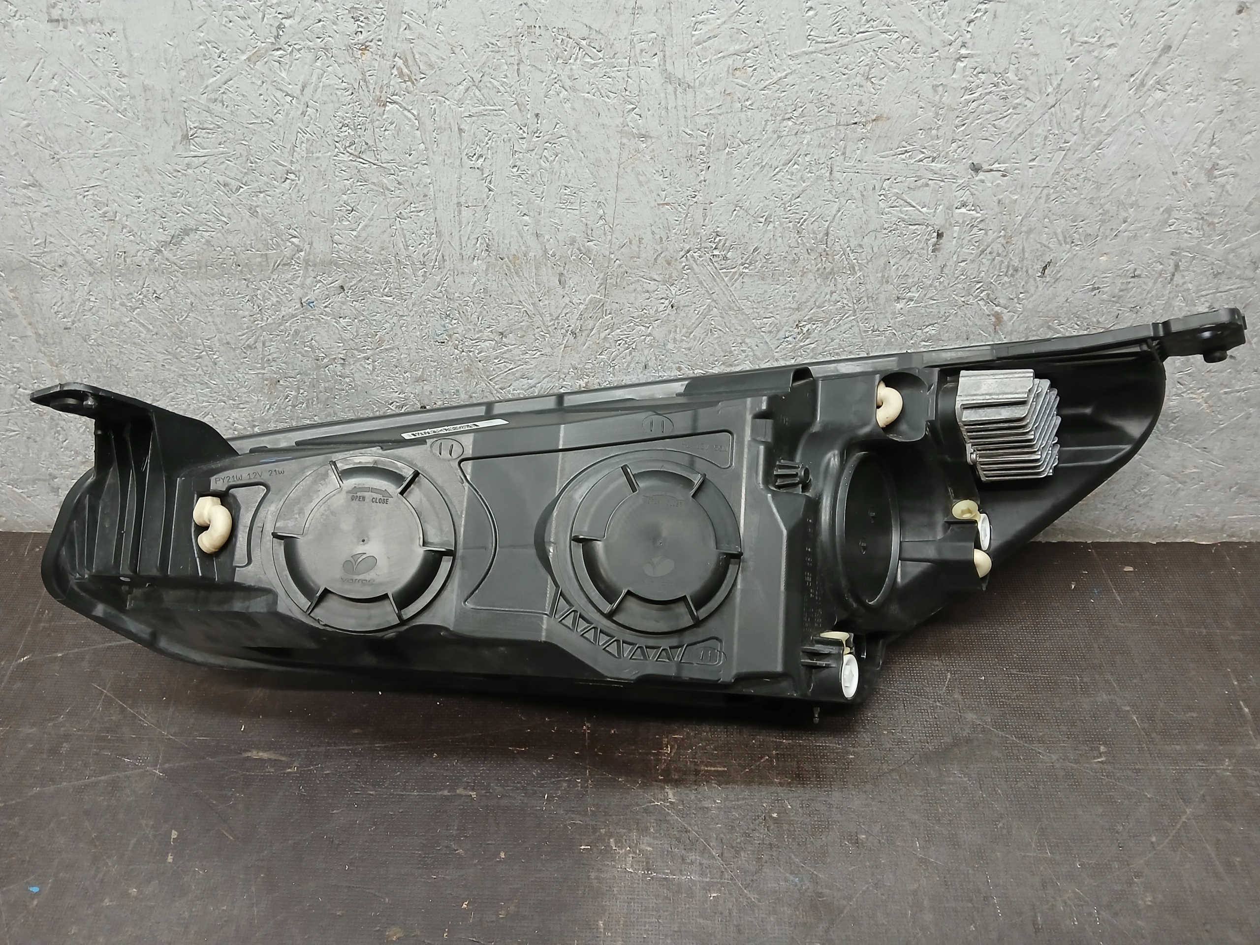 light front right FORD FOCUS MK4 MX7B-13E014-CD