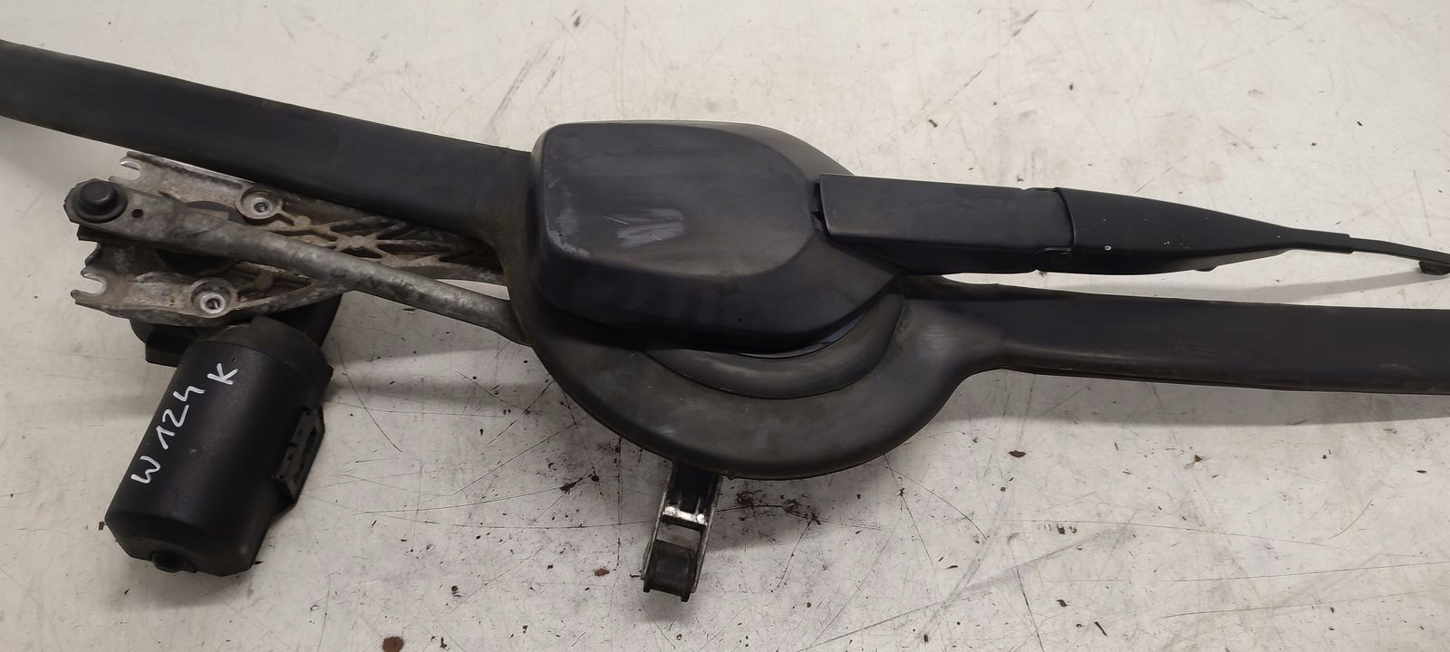 Wischergestänge Mercedes W124 kombi 2,2