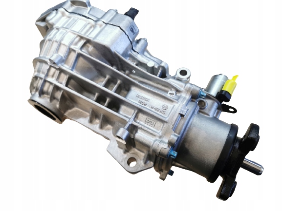 MGA11733 - Задний мост Mercedes GLA 156 W156 новый