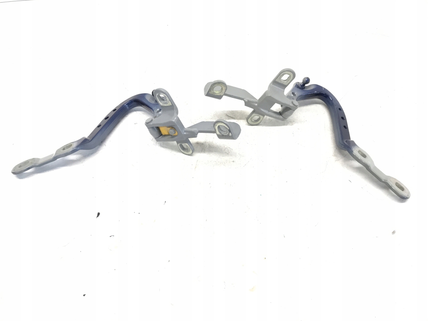 BMW X3 G01 петля крышки багажника правая 7397316