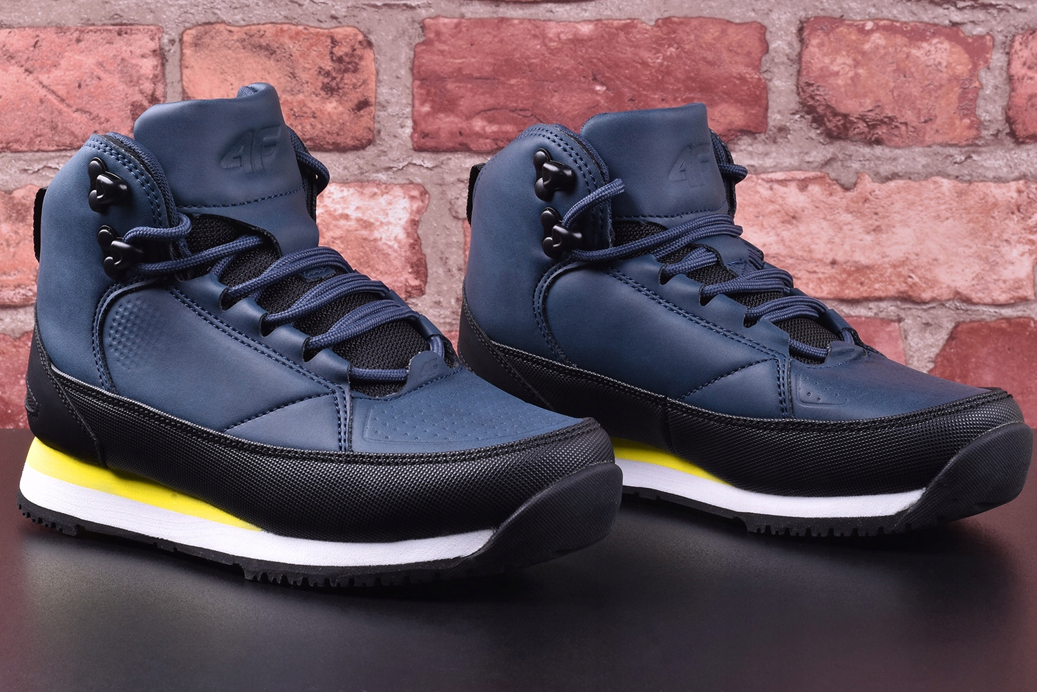 Buty Juniorskie Zimowe 4F HIKER FWINM003 31 r.34 sportowe śniegowce Płeć unisex