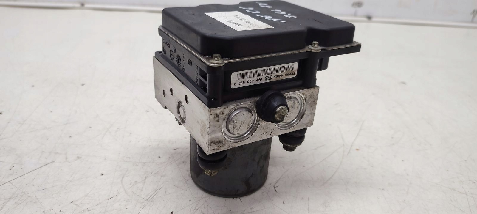 pumpa ABS Audi A6 C6 2,4 V6