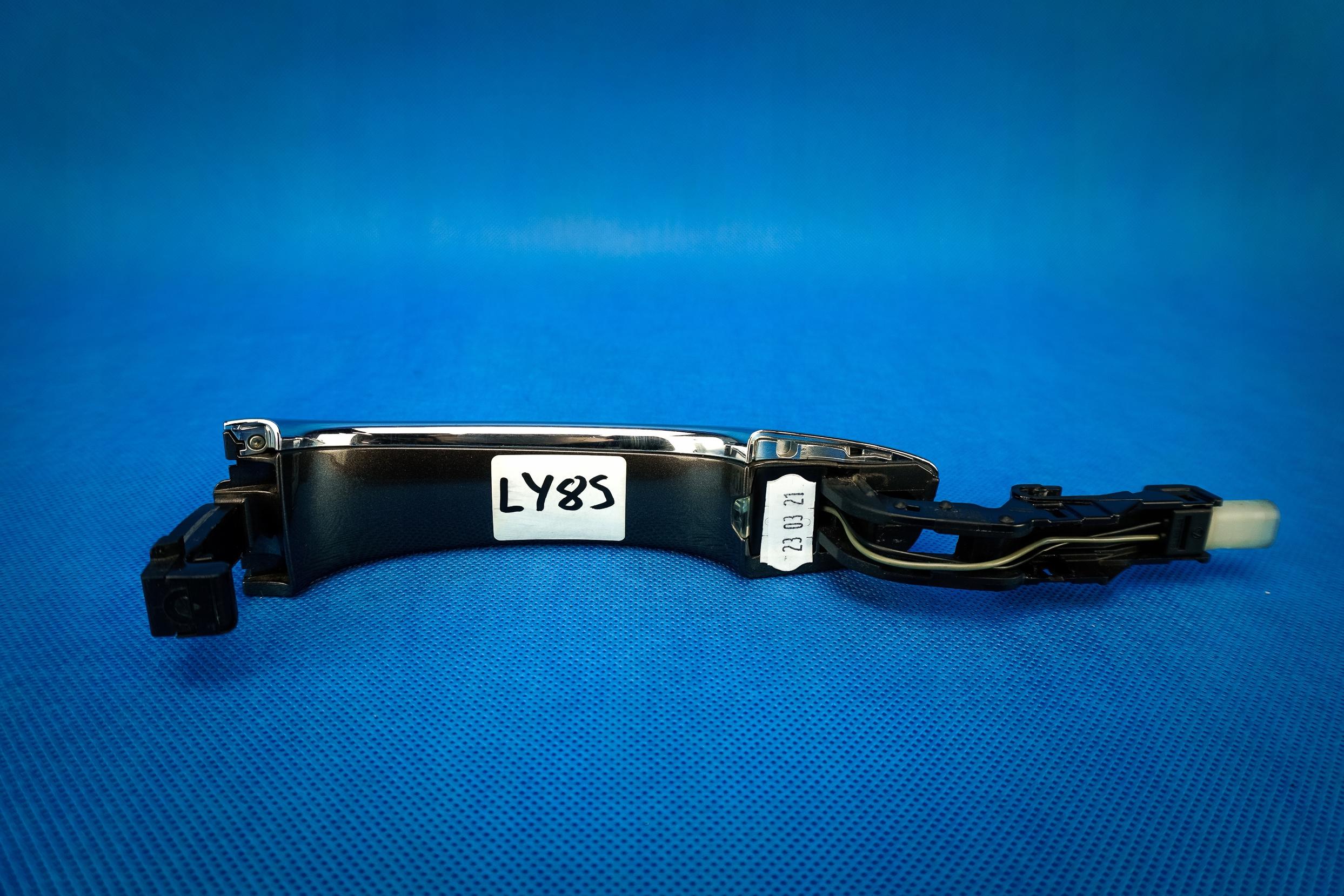 handle exterior left LED Audi A6 A8 4H0837205C