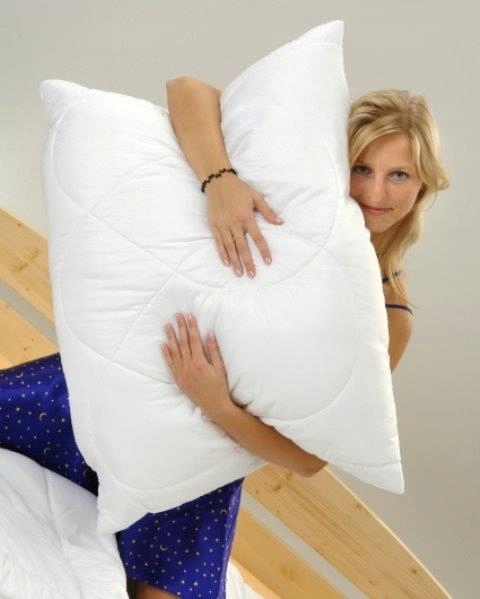 Brotex Polštář Klasik 70x90cm 900g se zipem výplň Tyčinky
