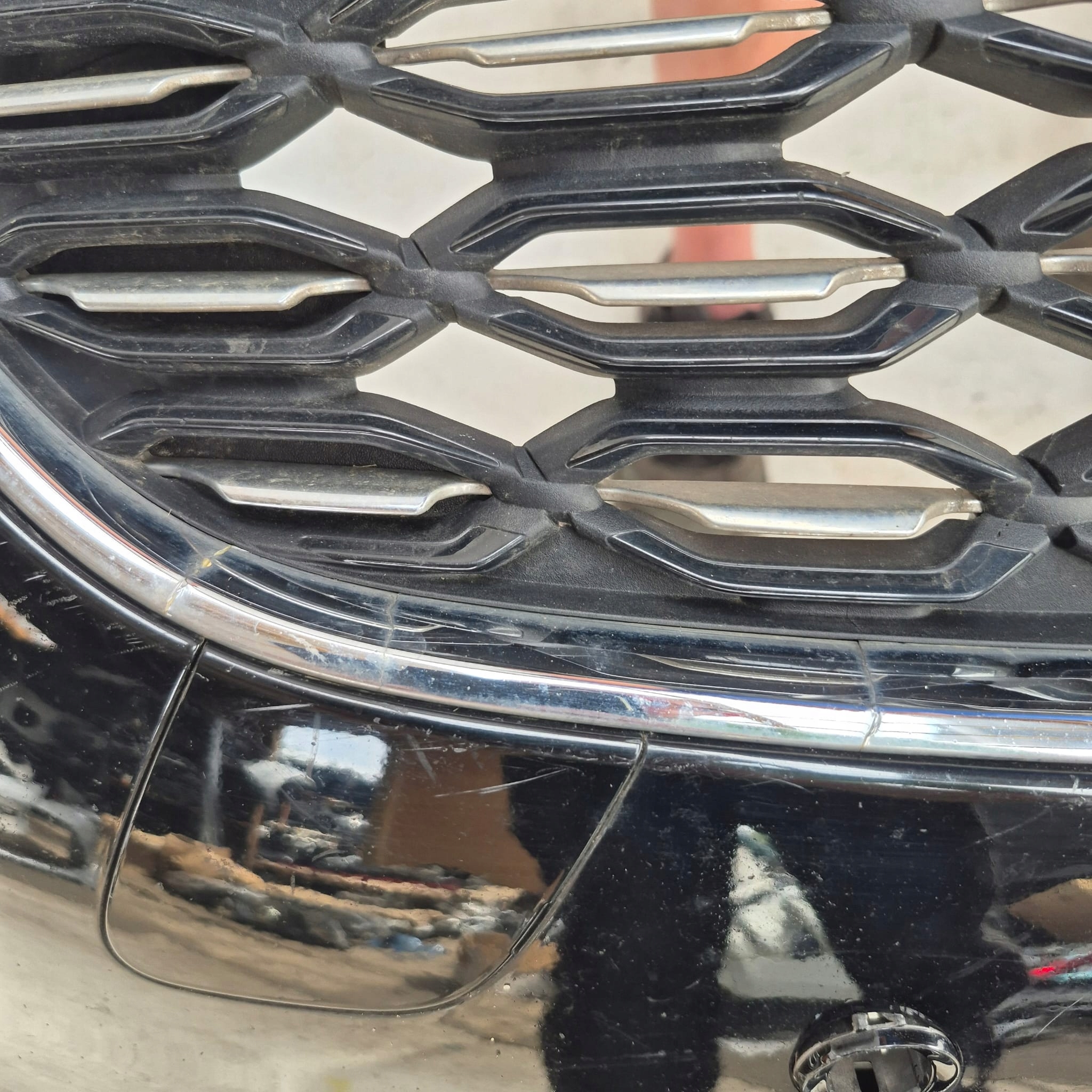 OPEL INSIGNIA B LIFT 20- bumper front front PDC 39140468