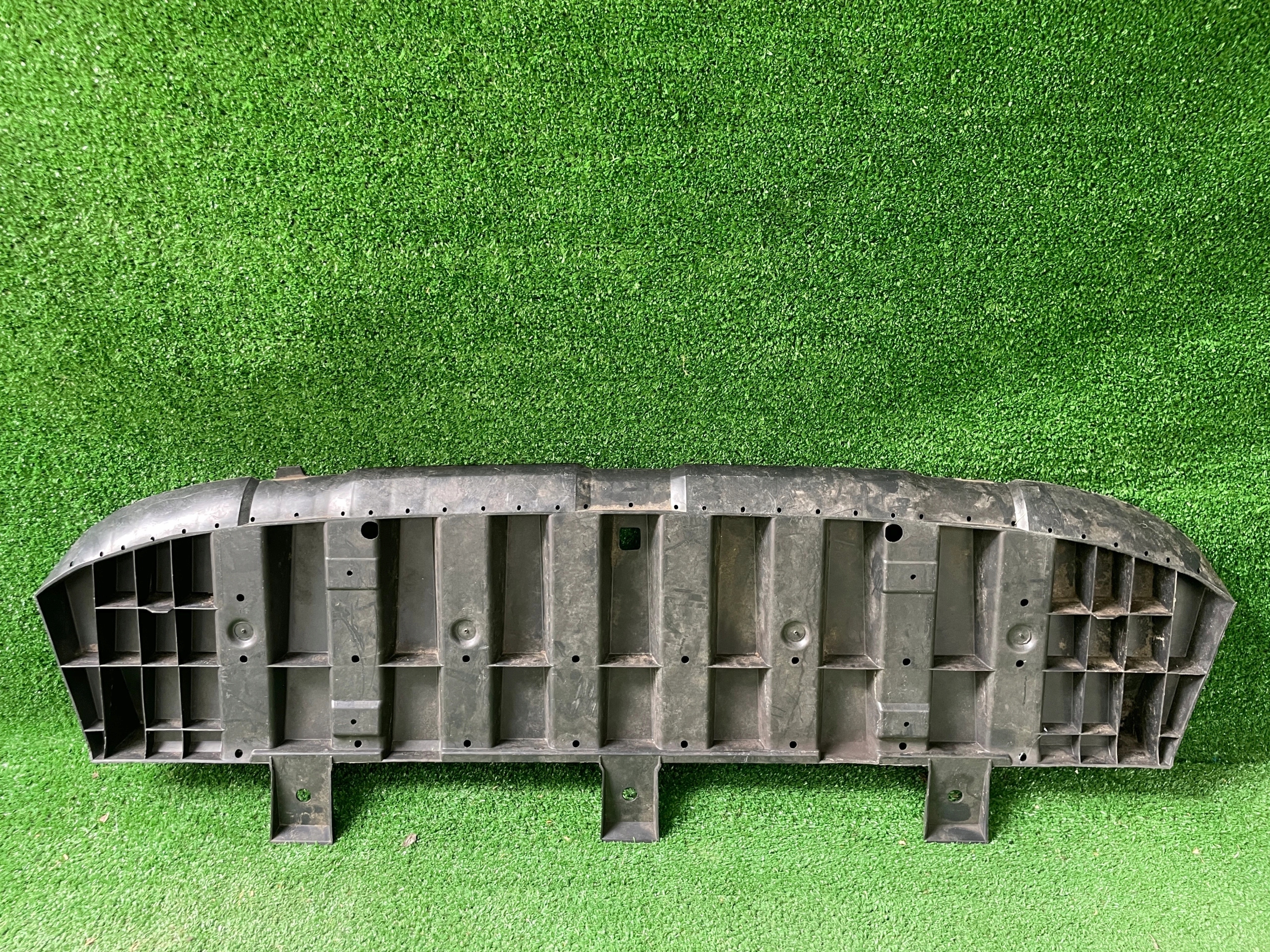 Citroen Berlingo 3 III Partner cover below bumper 9683459180