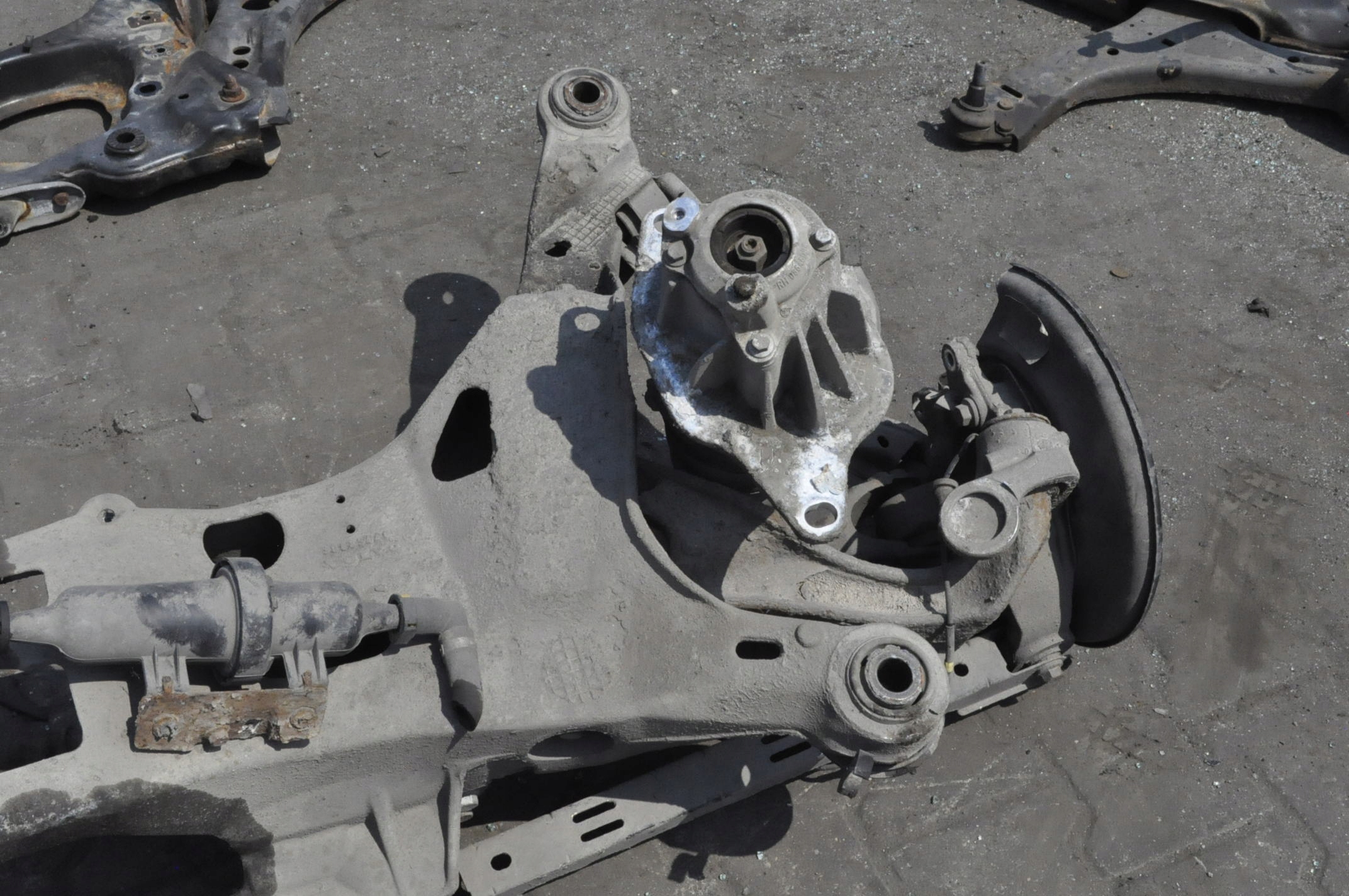 VOLVO S60 I ZAWIESZENIE BELKA TYŁ SEDAN 4X4 Producent części Volvo