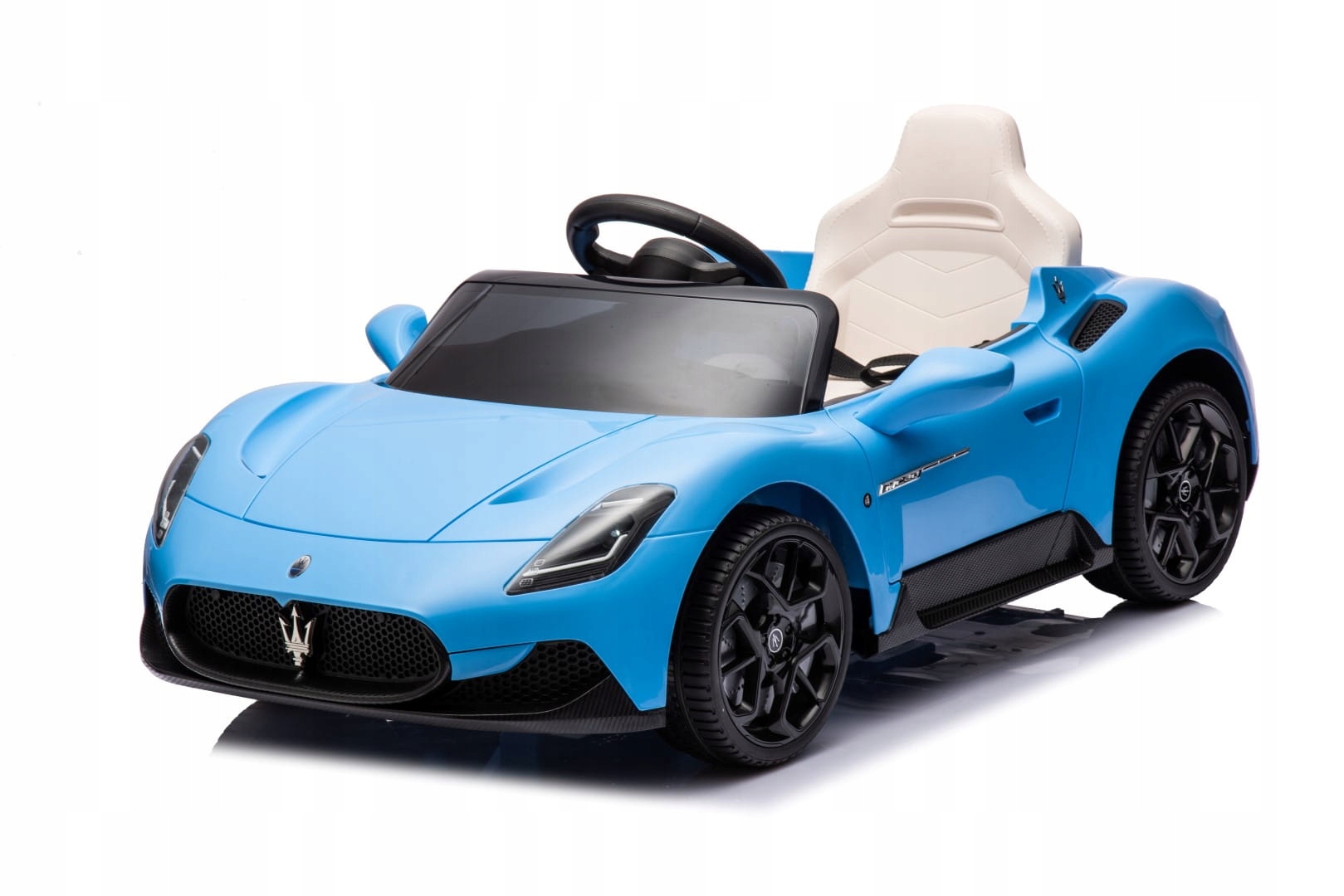 Auto na akumulator dla chłopca Jeździk Maserati Gt Cabrio Pilot MP3 Led