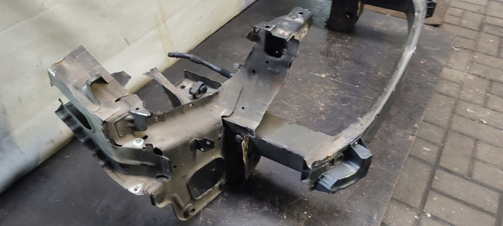 bumper support front front quarter Opel Zafira C 1,6 16V CNG
