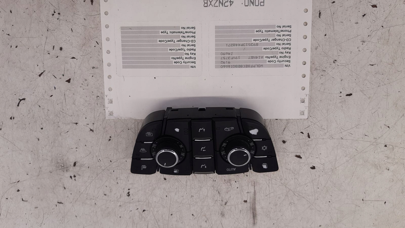 Panel klími klimatizaci PIN Opel Astra J kombi 1,4T
