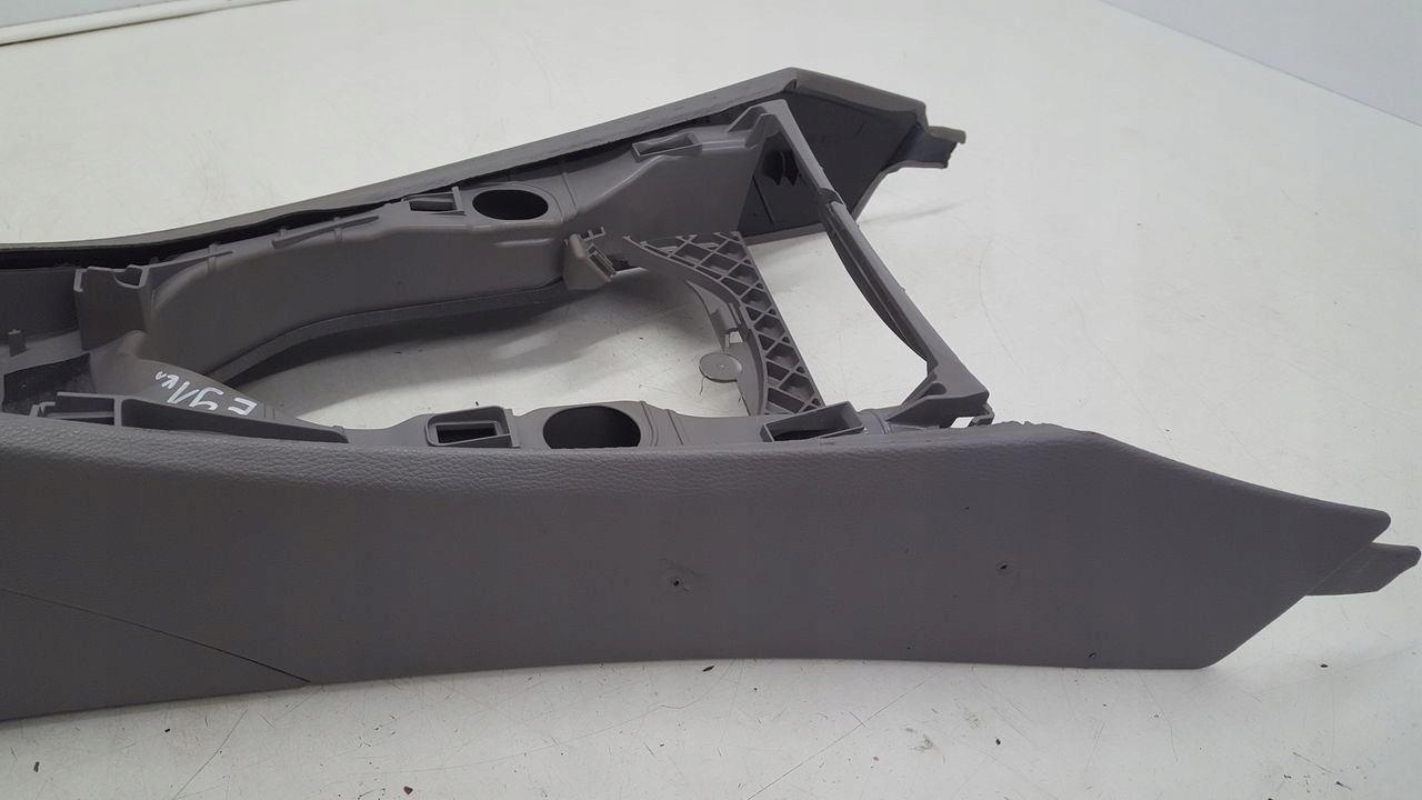 Armlehne BMW E91 2,0D
