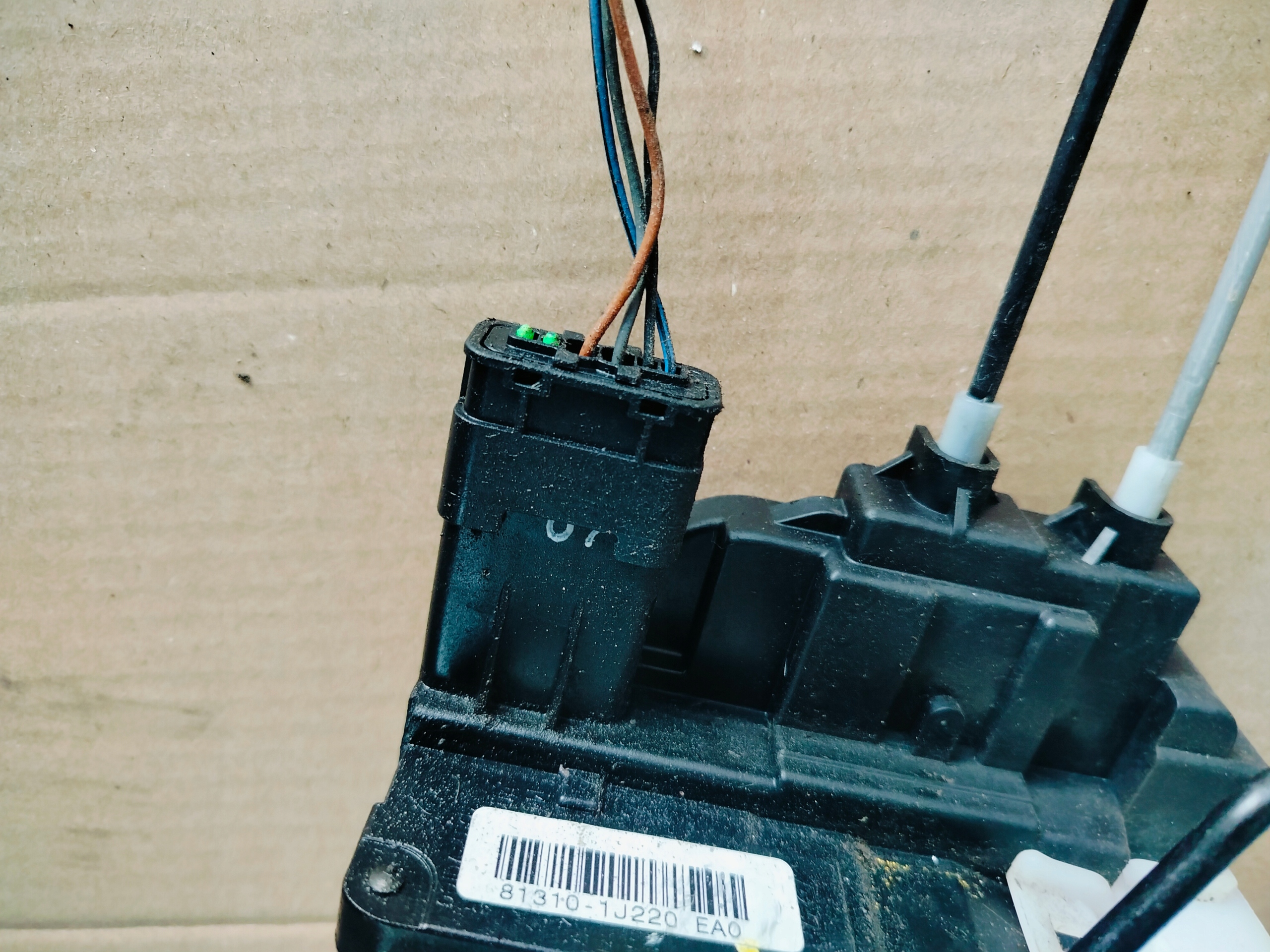 lock right 81320-1J220 front front HYUNDAI I20 and 3D