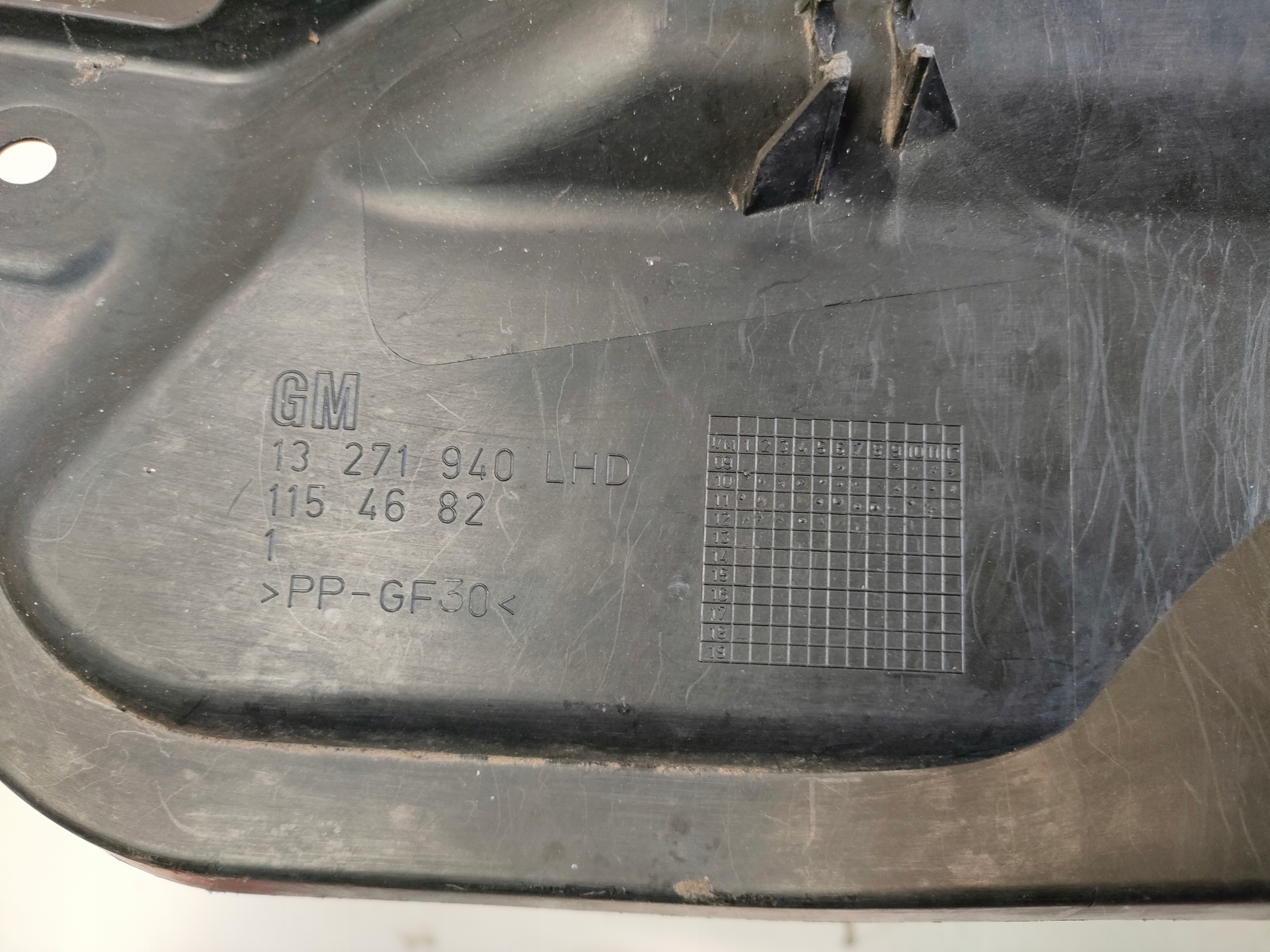 torpedo lower 13271940 OPEL ASTRA J
