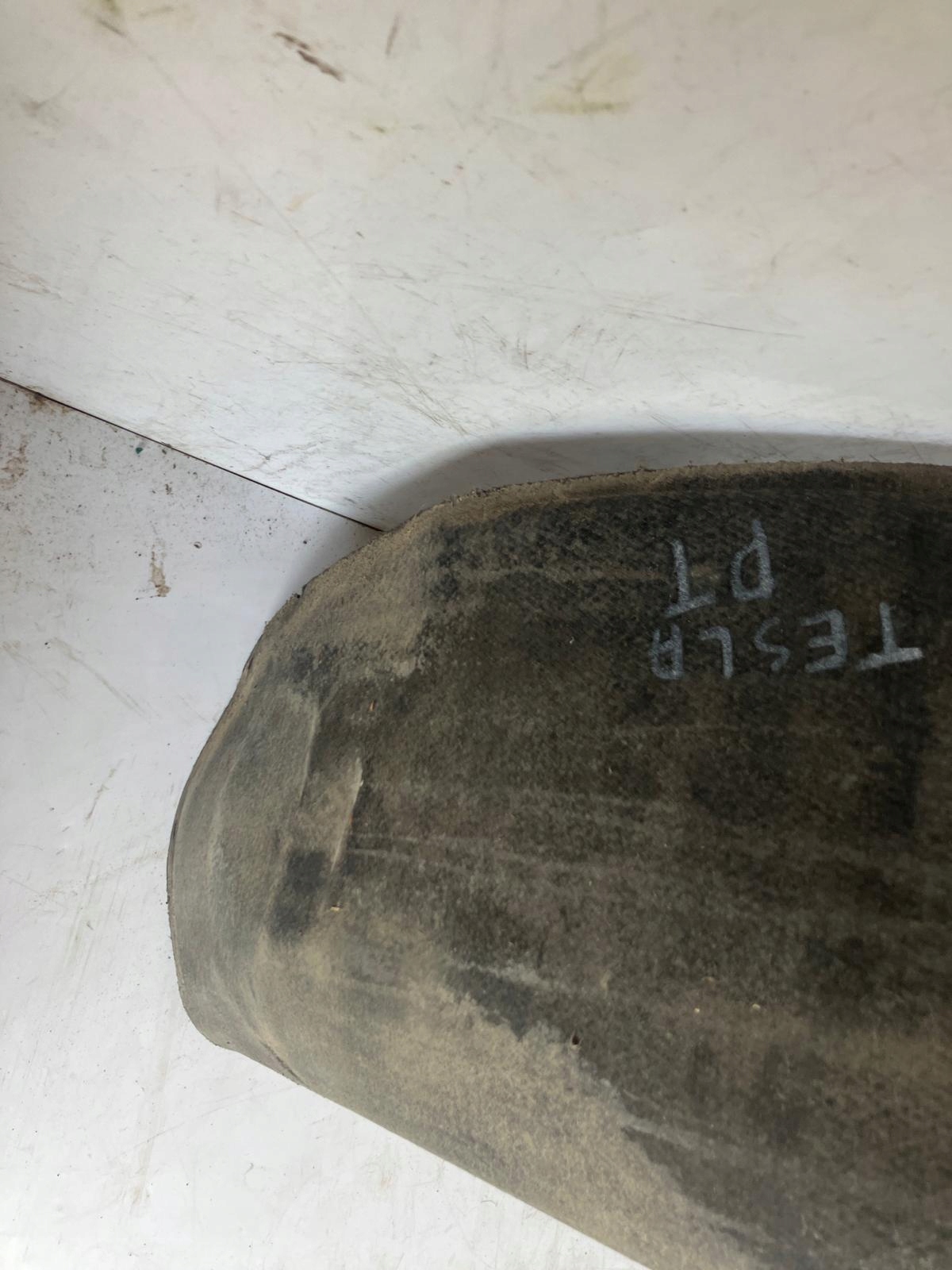 подкрылки задний правый tesla MODEL S