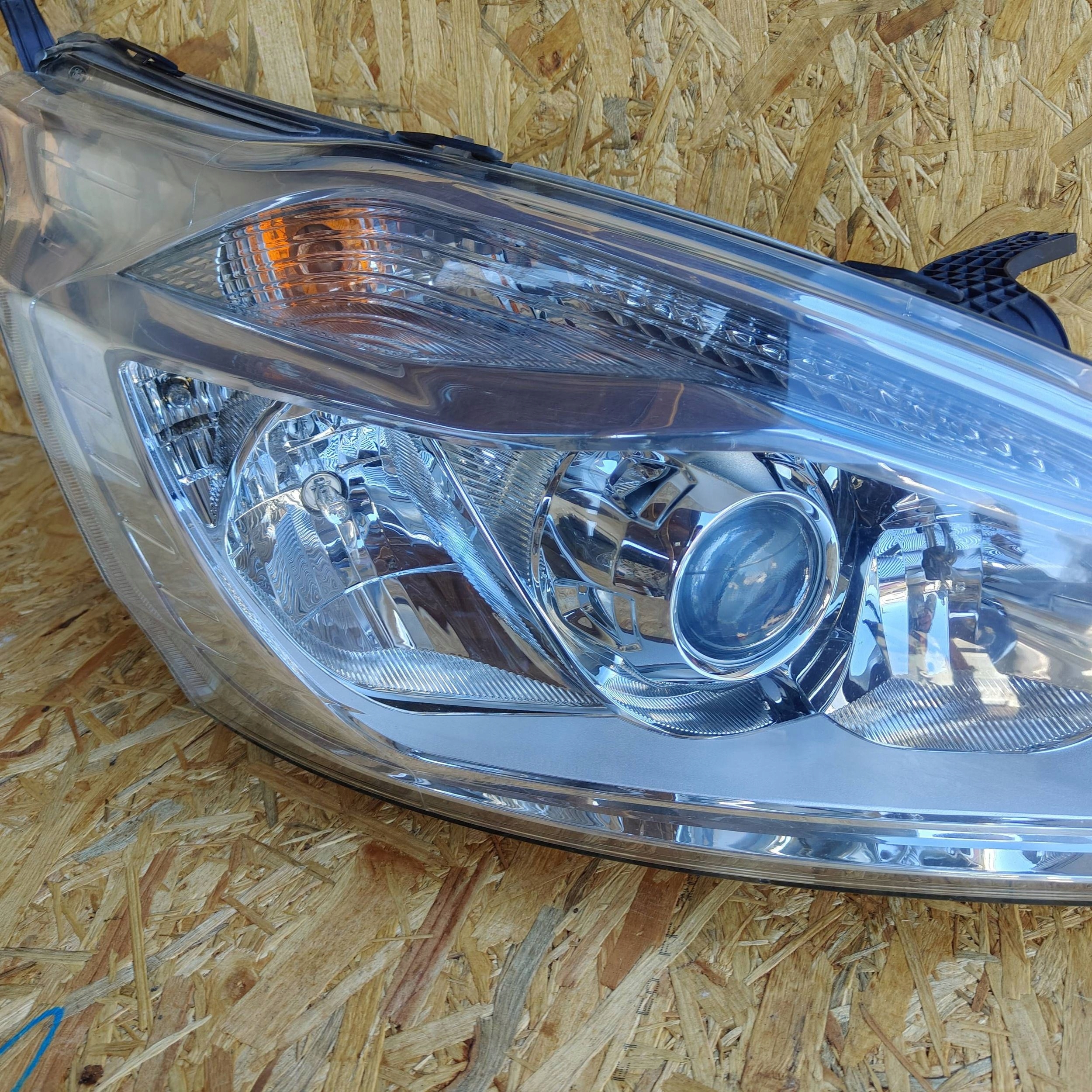 Reflektor front side right Ford Transit Custom Gk21-13d152-ba