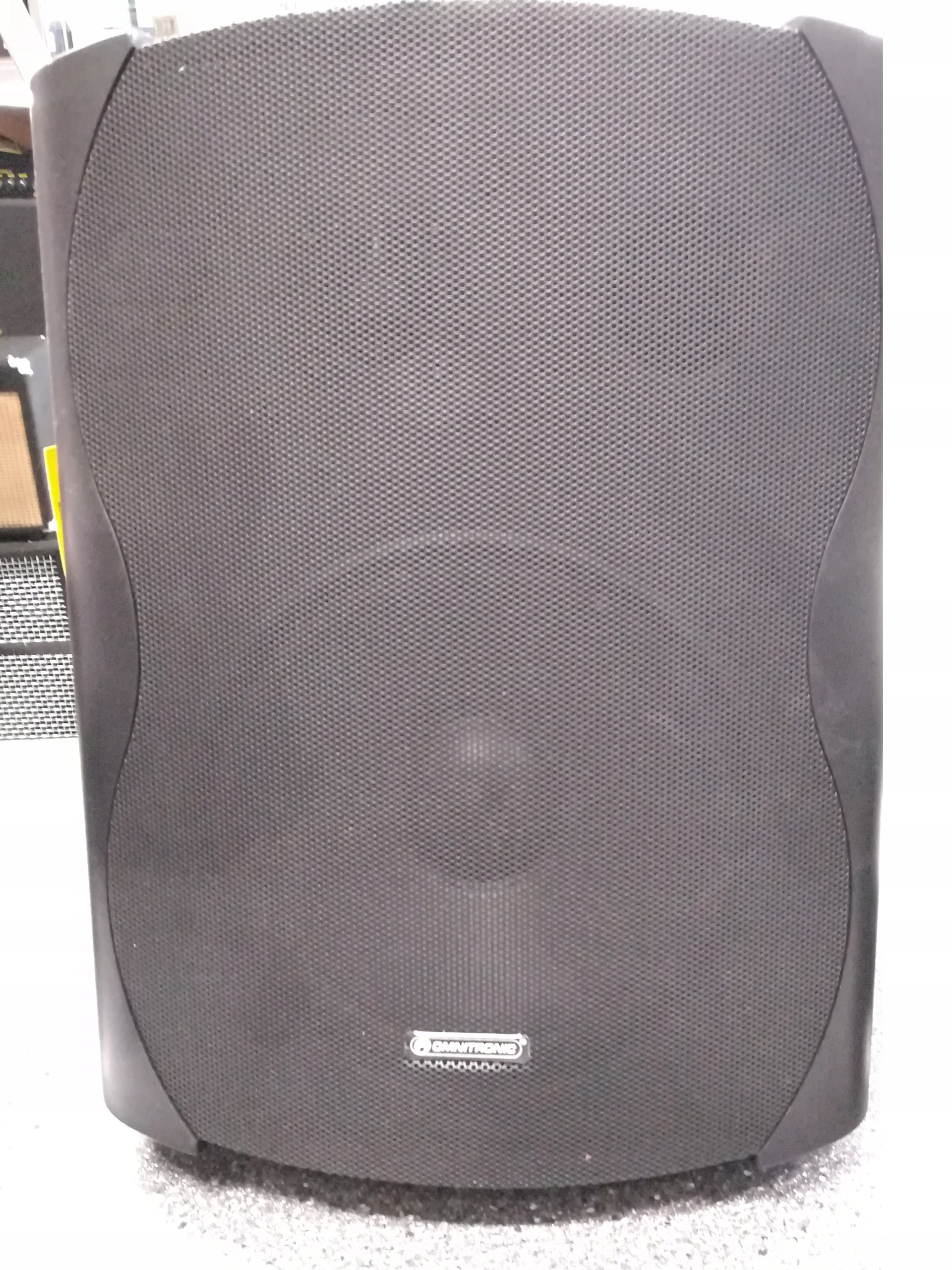 Kolumna ścienna Omnitronic C80A