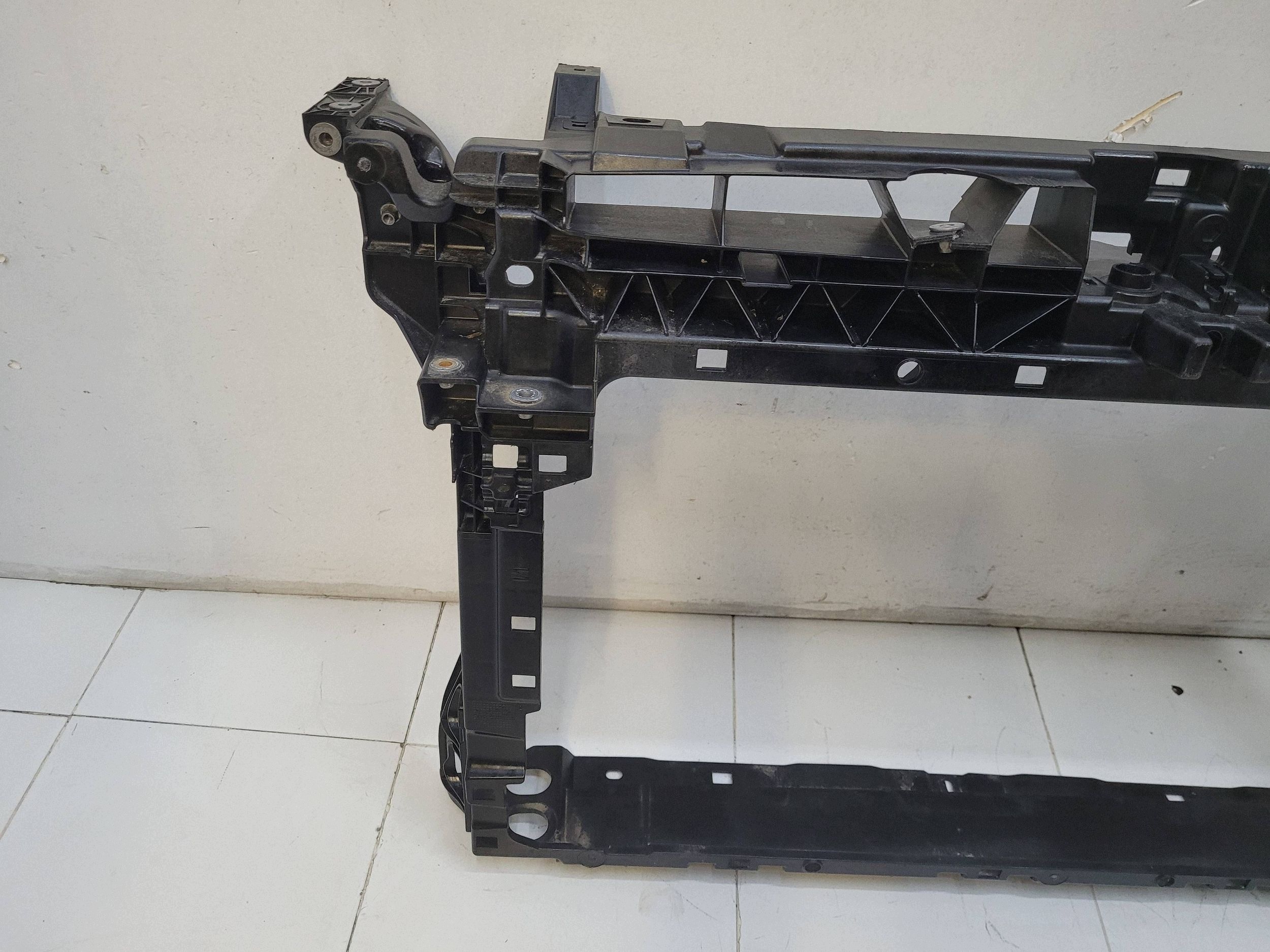 SEAT LEON IV CUPRA radiator support core panel front 5FA805588E